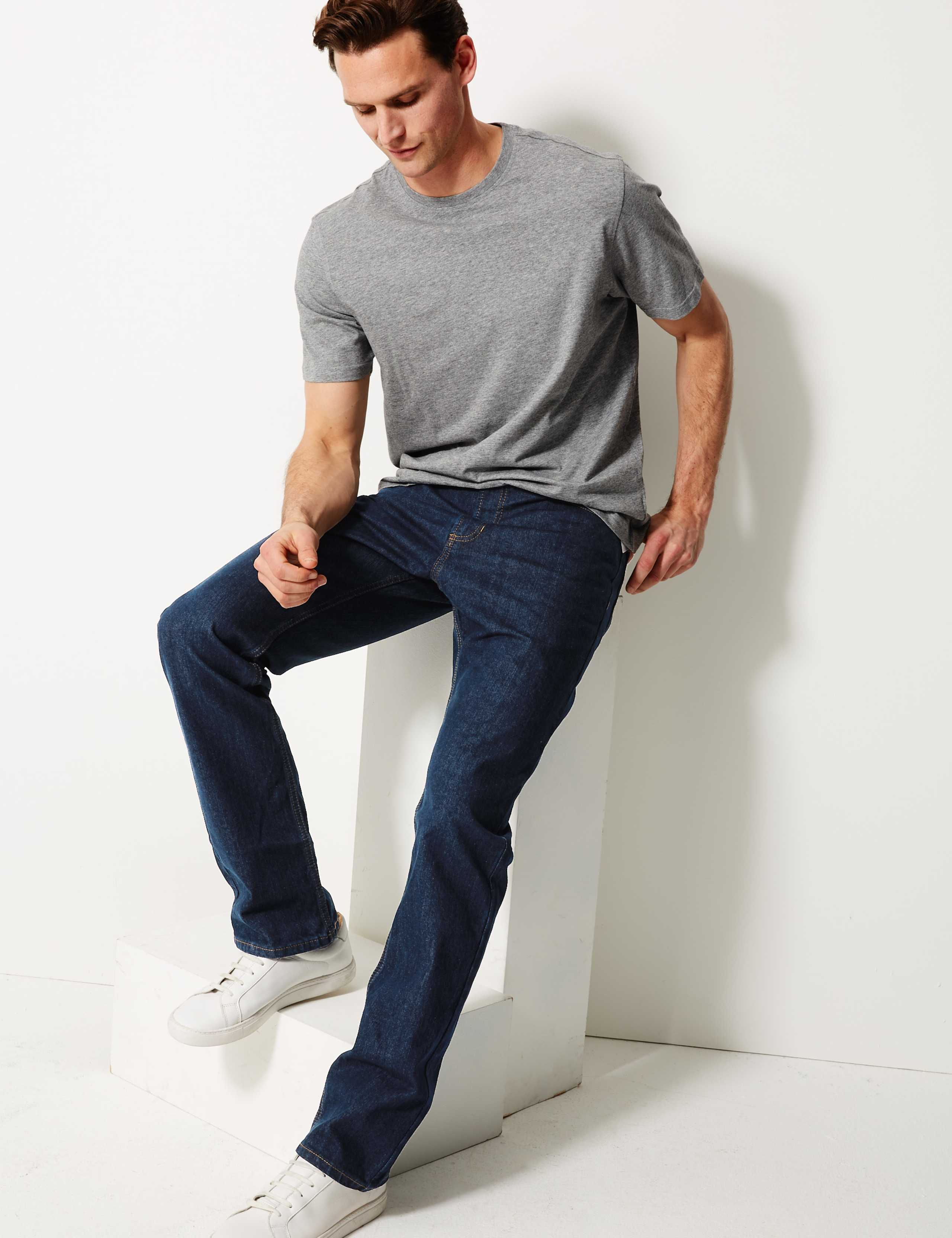 Regular Fit Stretch Jeans 1 of 6