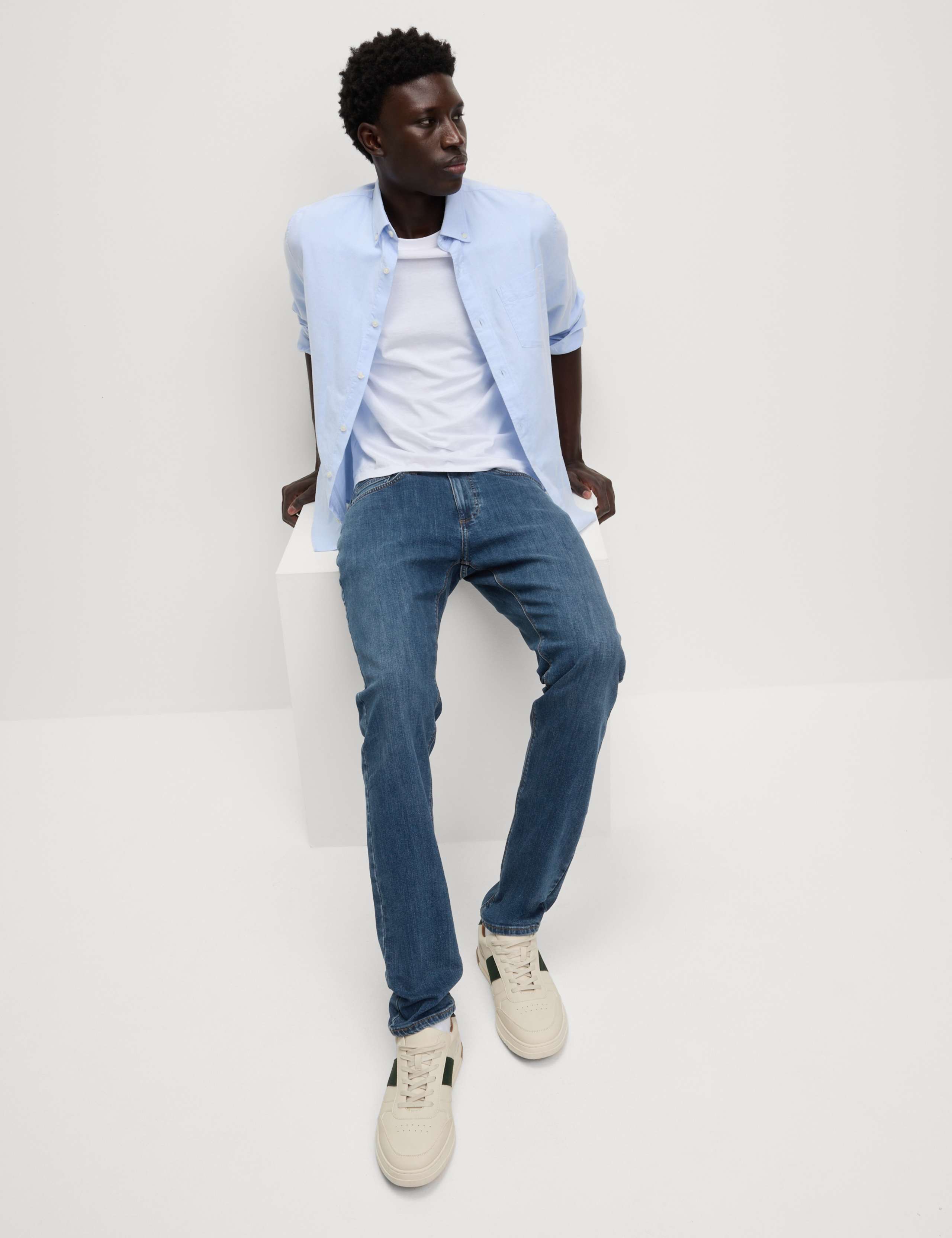 Slim Fit Stretch Jeans 4 of 6
