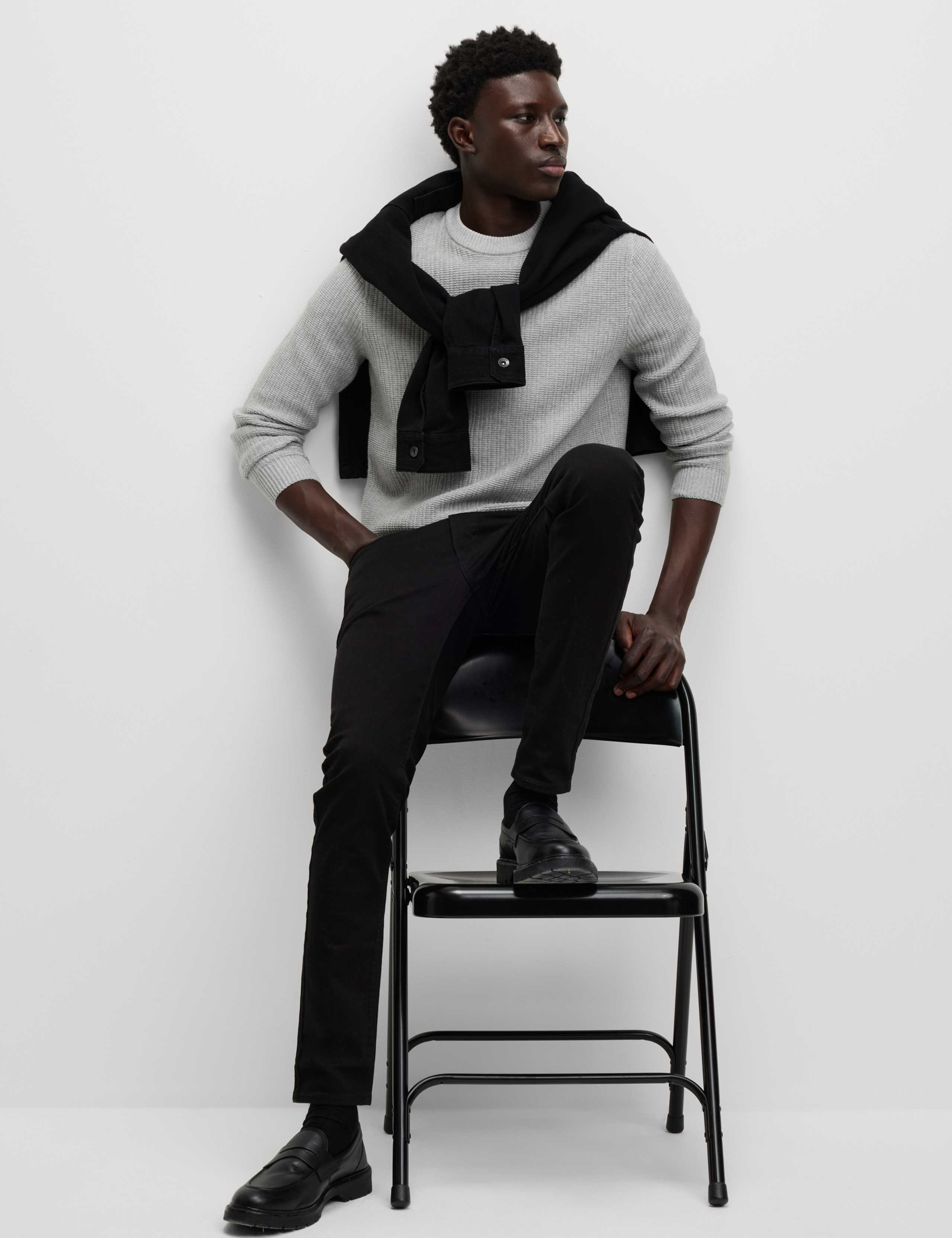 Skinny Fit Stretch Jeans 5 of 5