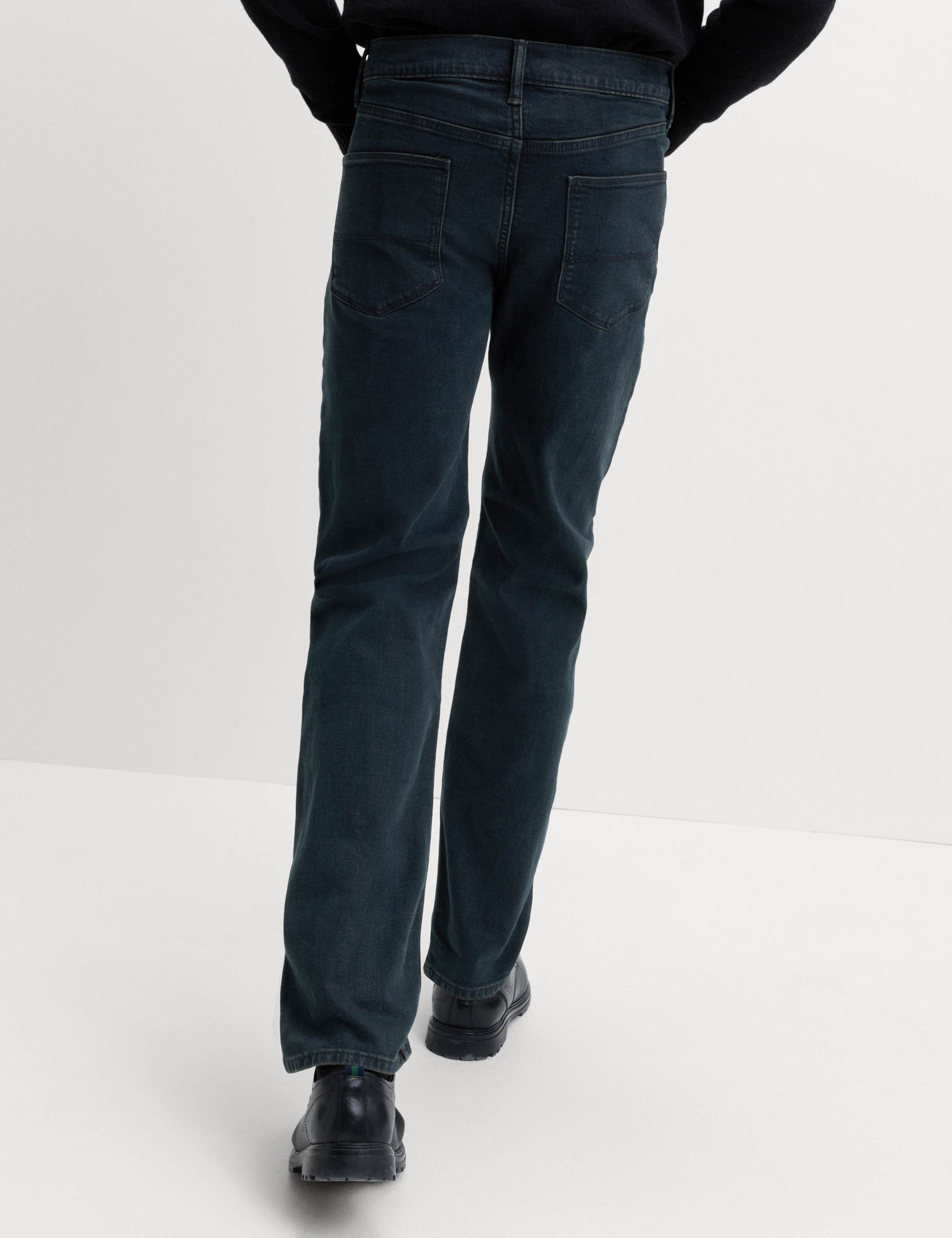 Straight Fit Stretch Jeans 6 of 7