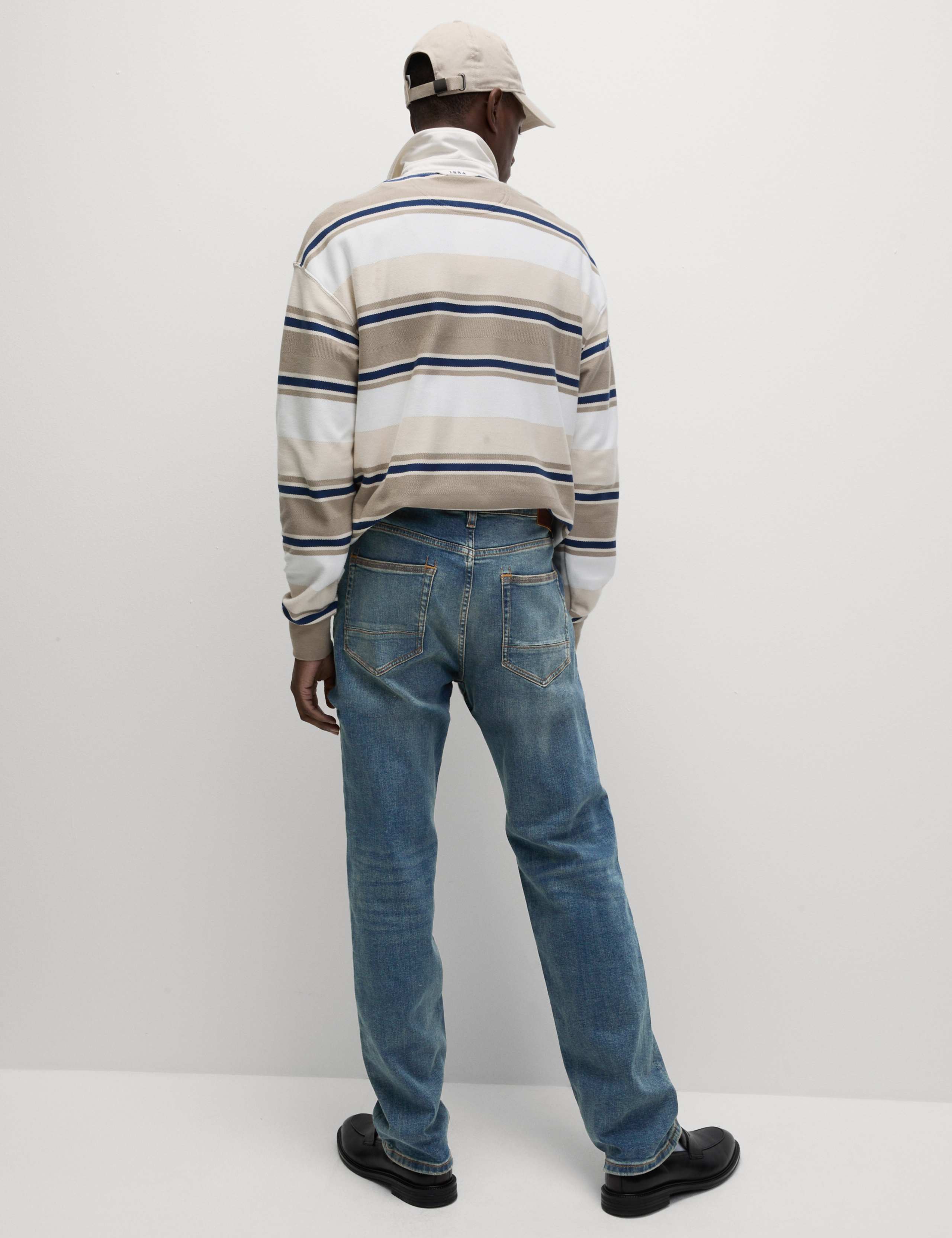 Straight Fit Vintage Wash Stretch Jeans 5 of 5