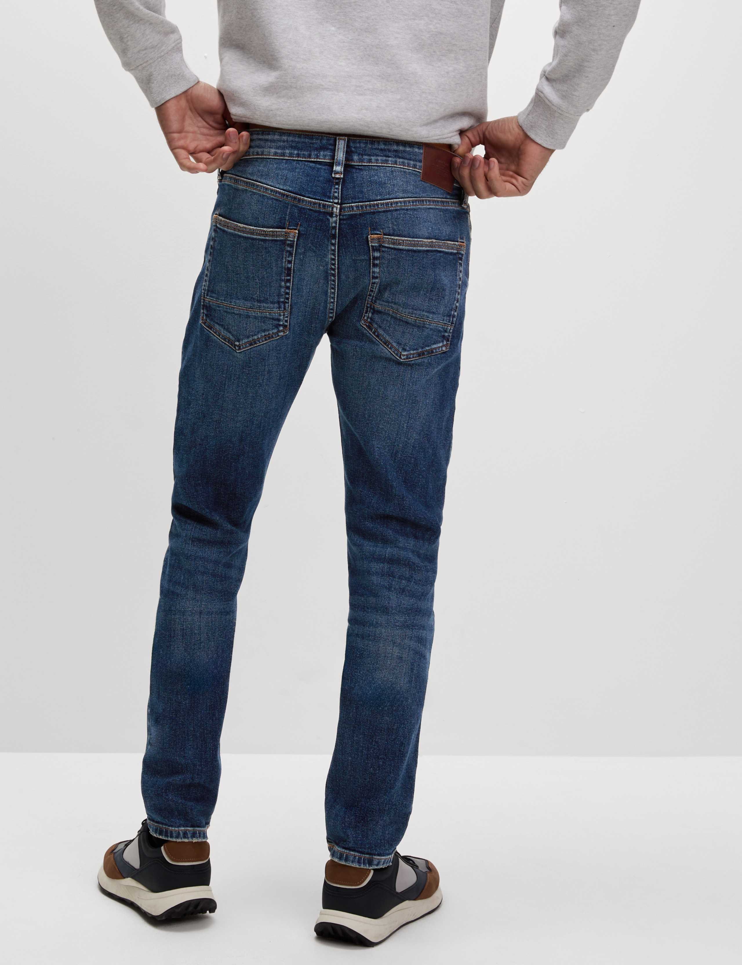 Slim Fit Vintage Wash Stretch Jeans 4 of 5