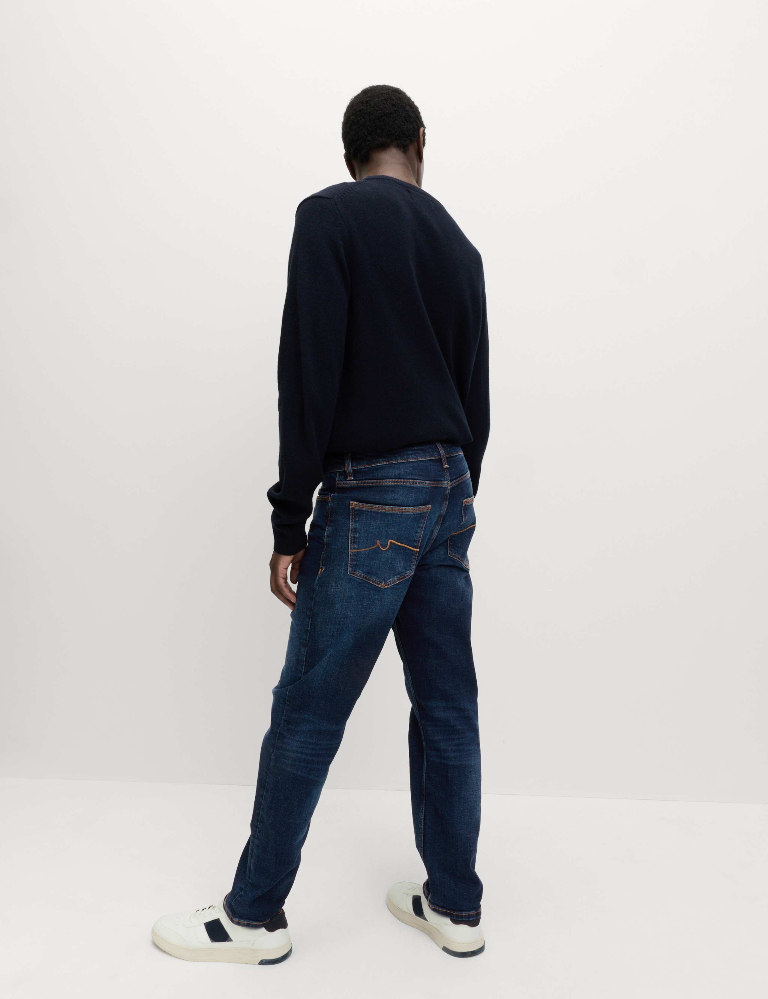 Authentic Straight Fit Stretch Jean 6 of 6