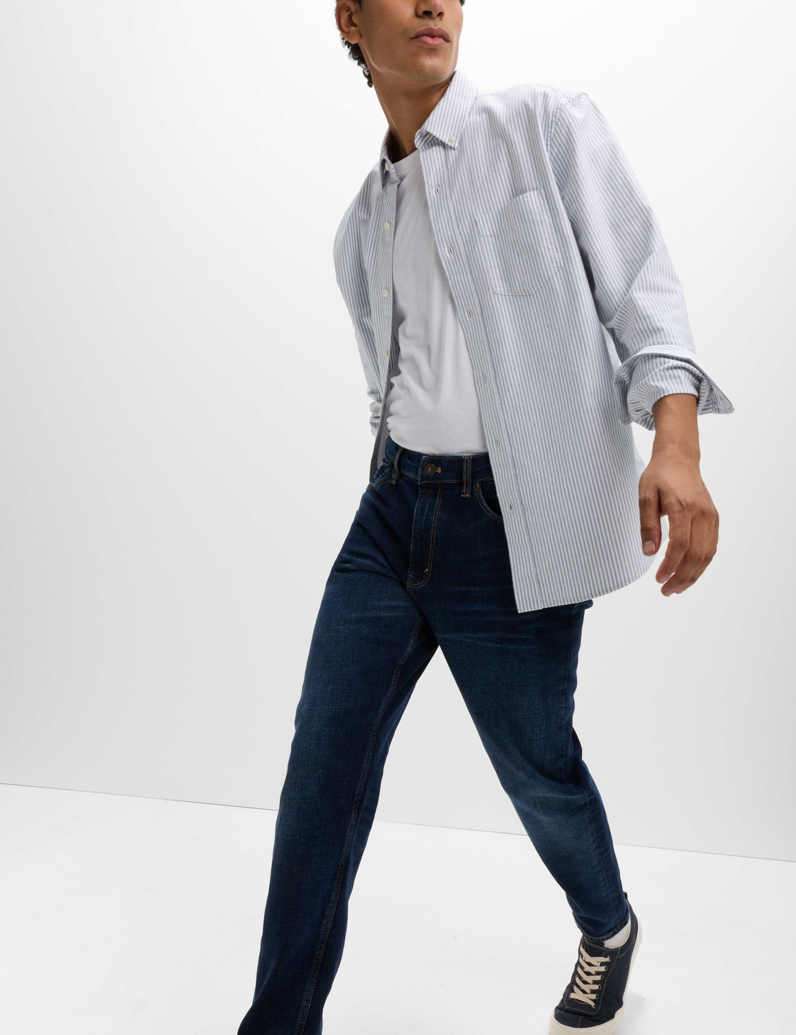 Tapered Fit Stretch Jeans 4 of 5