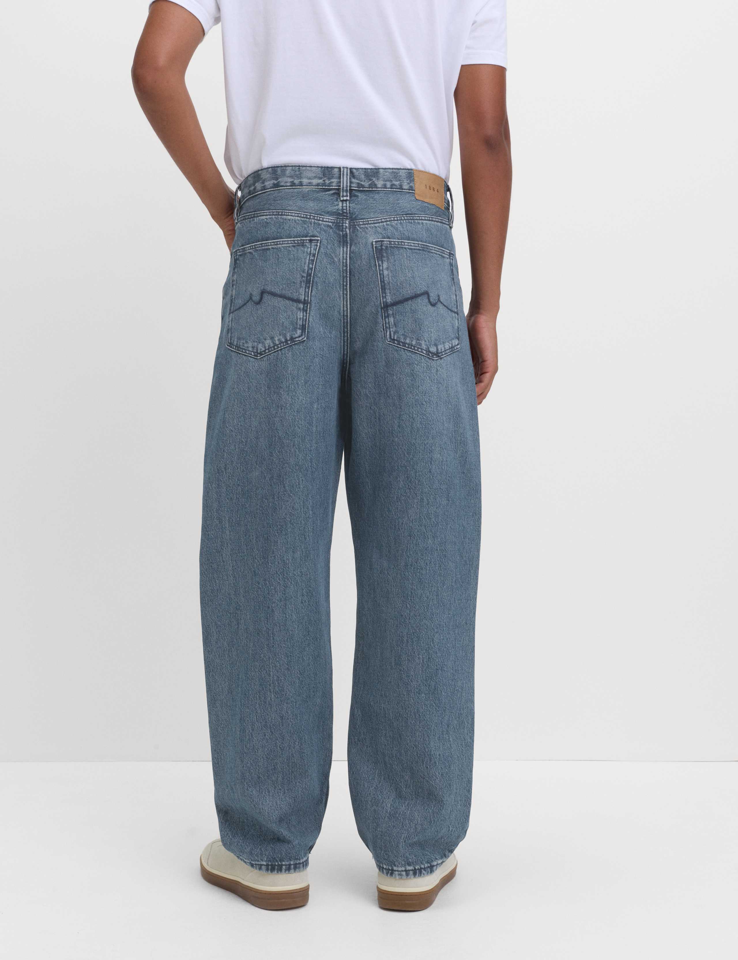 Loose Fit Rigid Denim Jeans 5 of 7