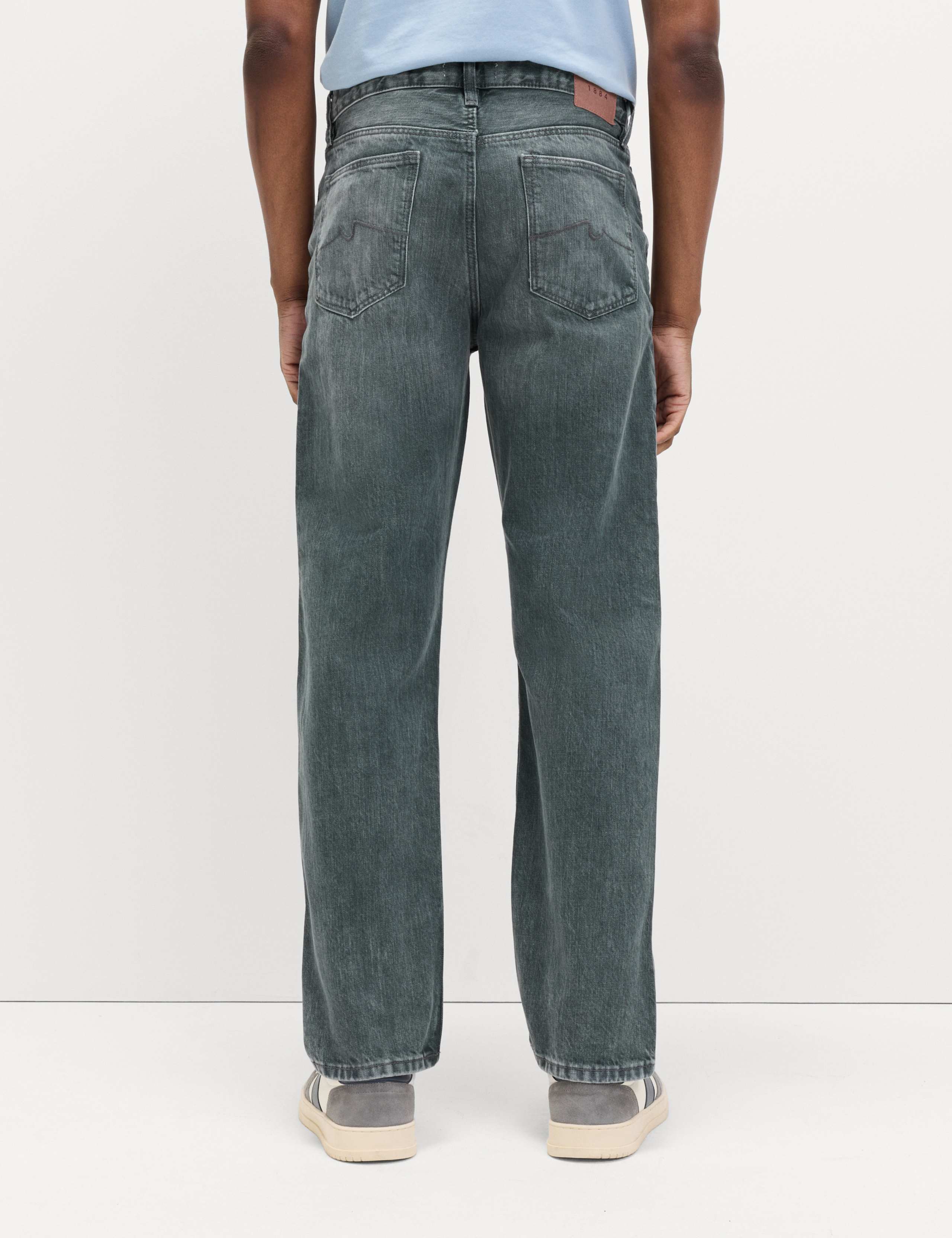 Straight Fit Rigid Denim Jeans 3 of 5