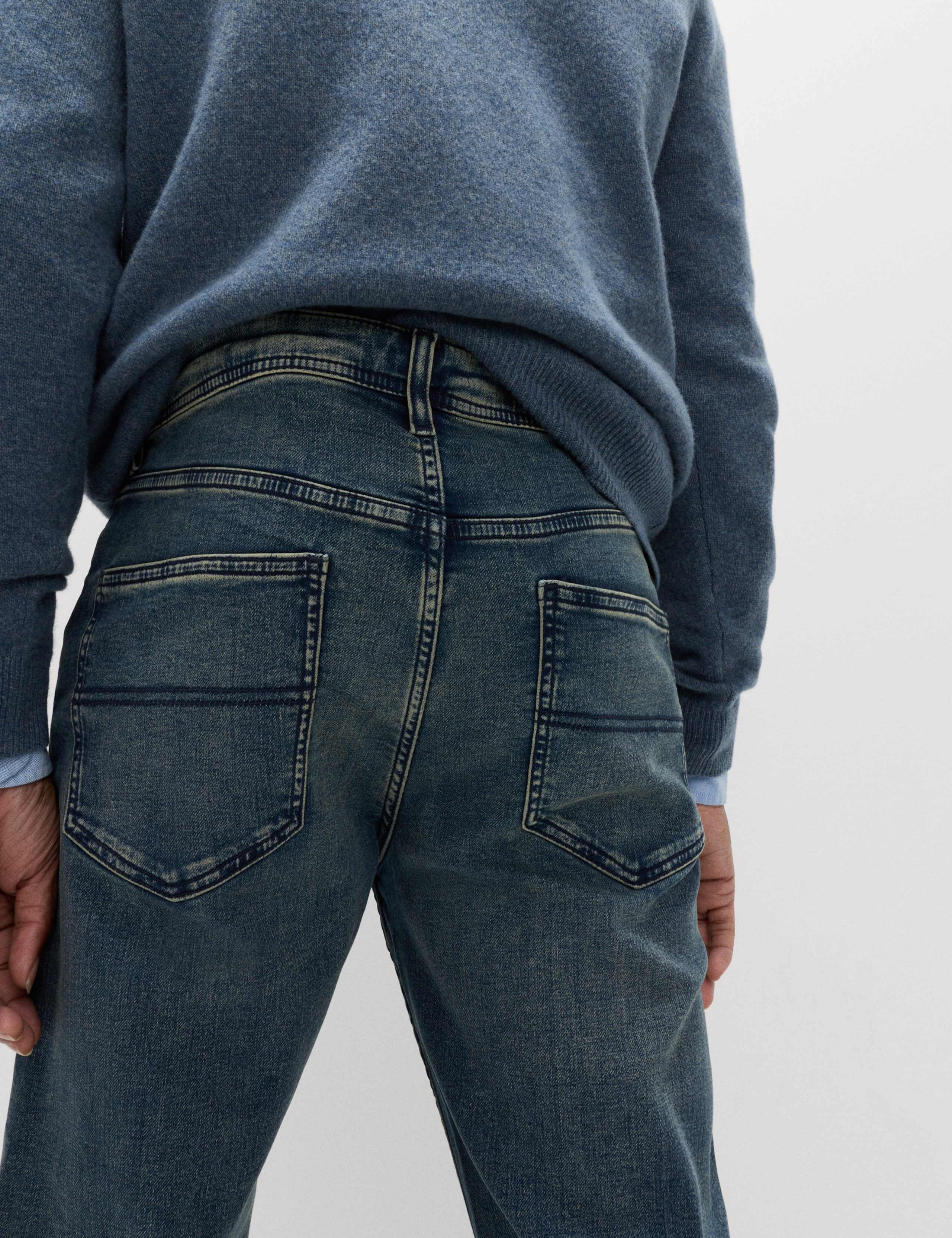 Straight Fit Comfort Stretch Jeans 5 of 6