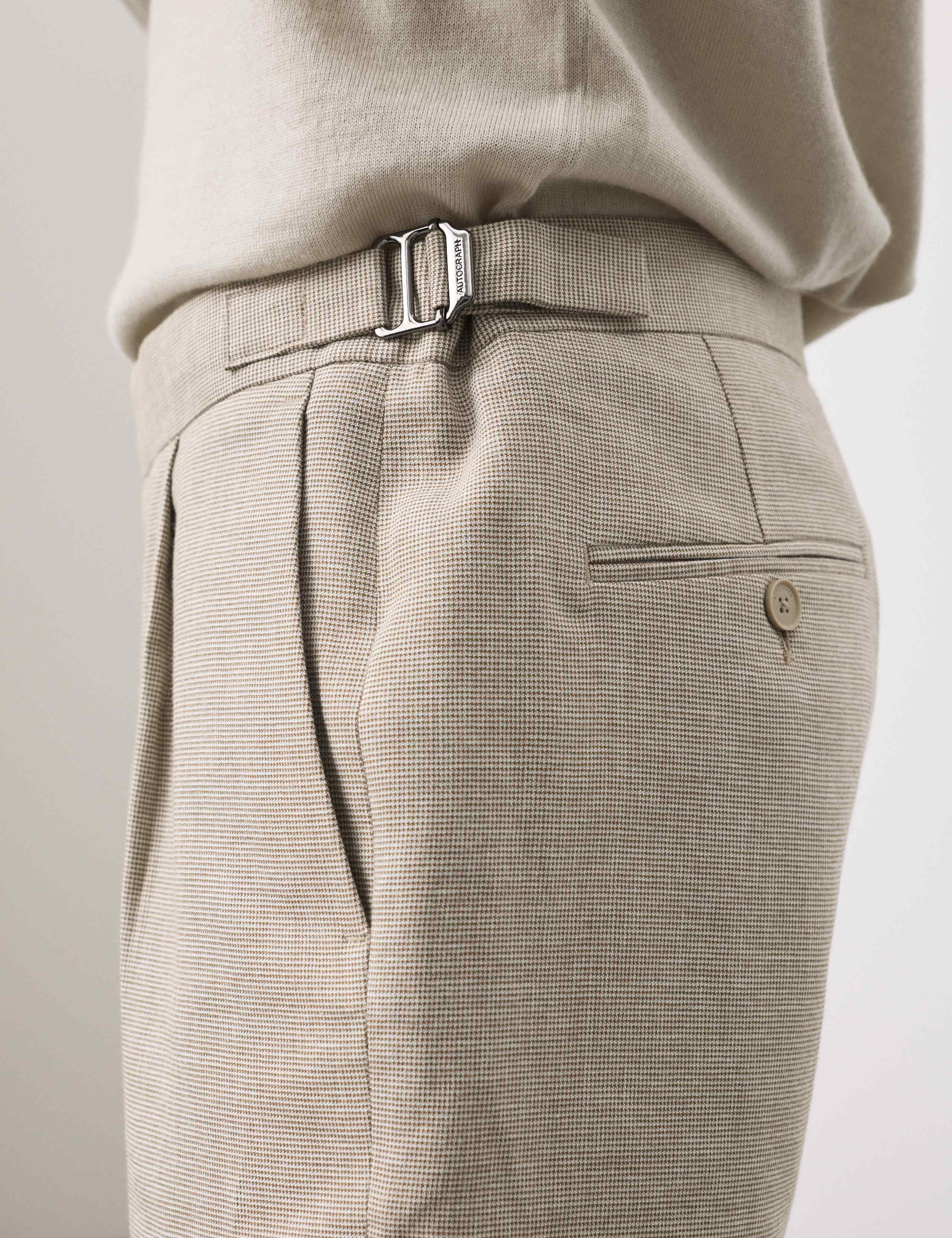 Regular Fit Textured Linen Shorts 6 of 7