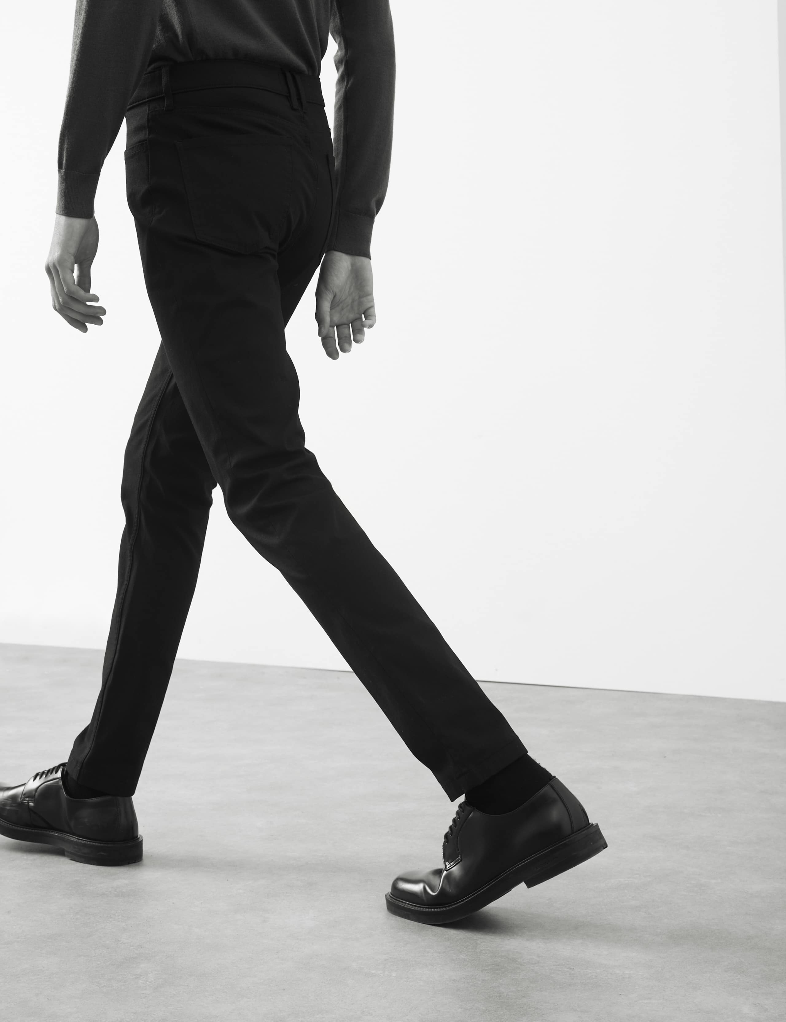 Slim Fit Performance Twill 5 Pocket Trousers 6 of 7