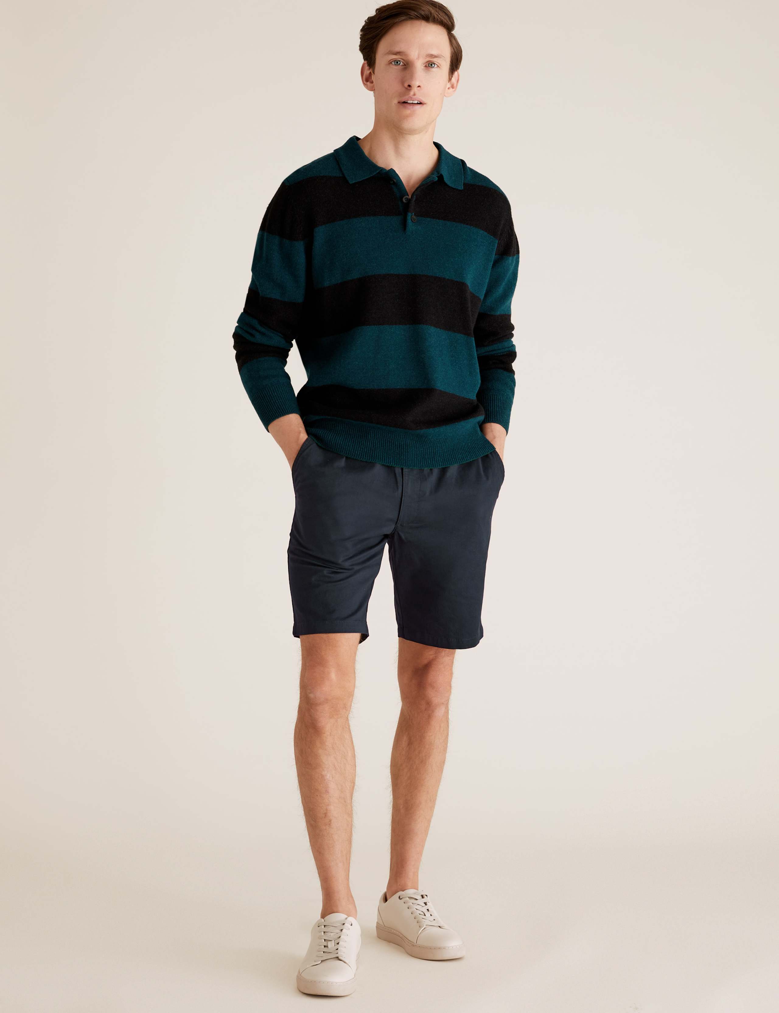 Organic Cotton Elasticated Chino Short 1 of 5