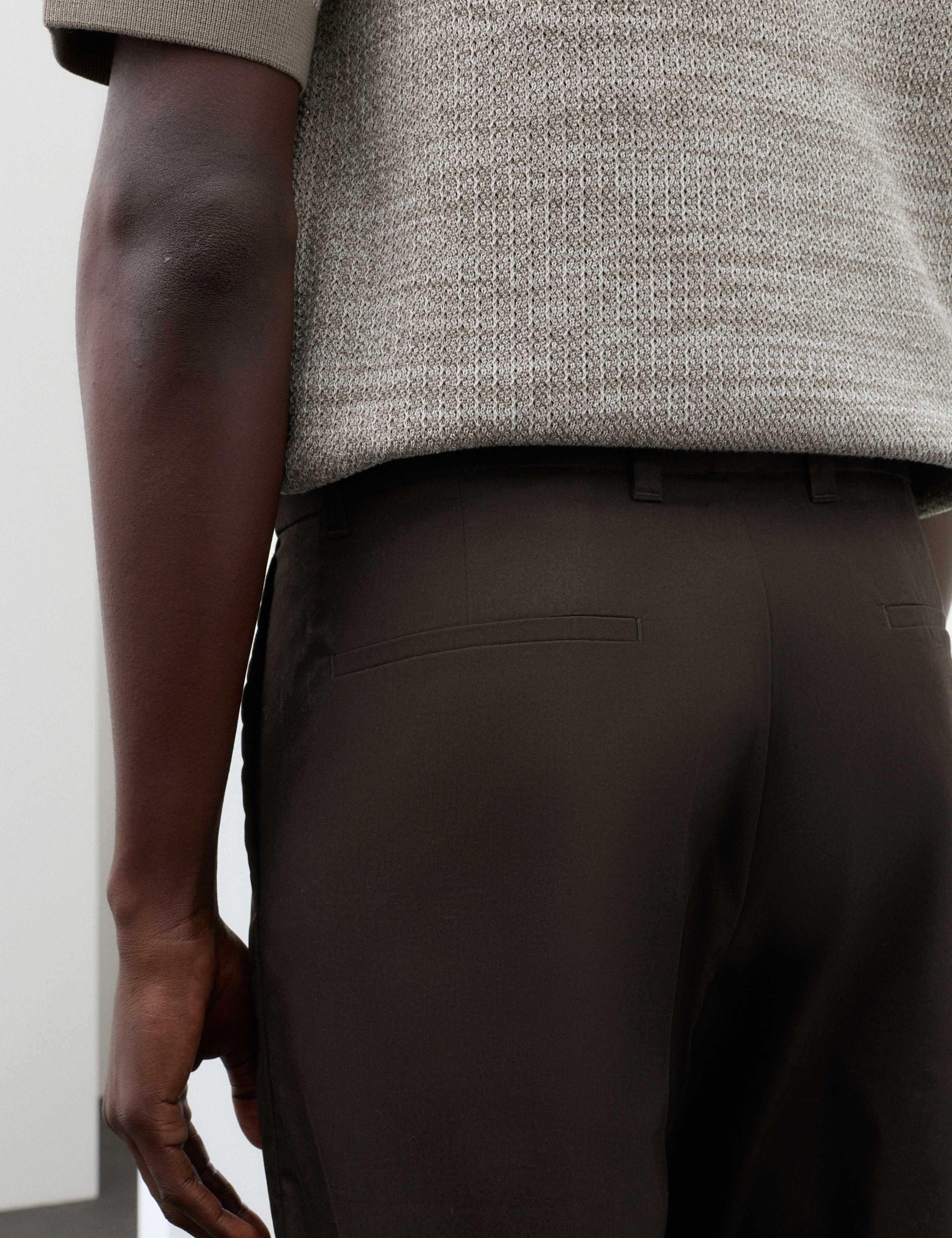Regular Fit Super Lightweight Chinos 9 of 9
