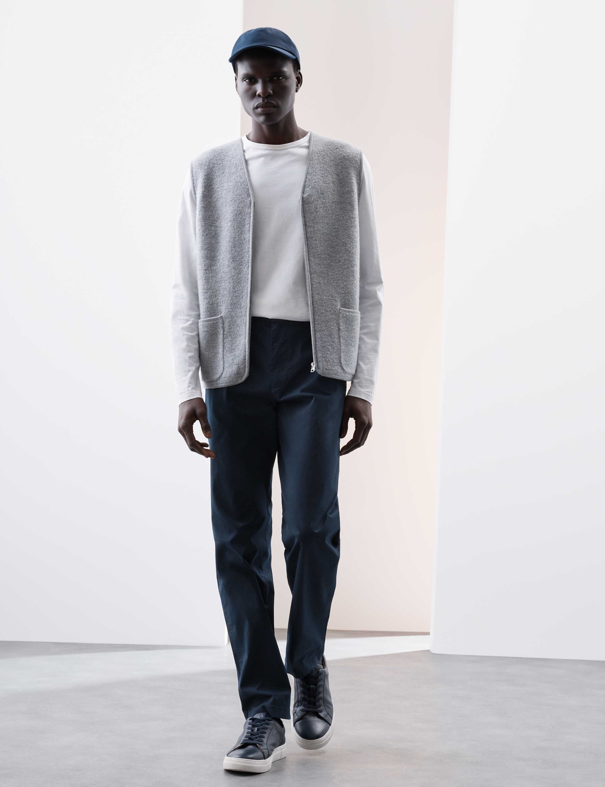 Loose Fit Super Lightweight Chinos 3 of 6