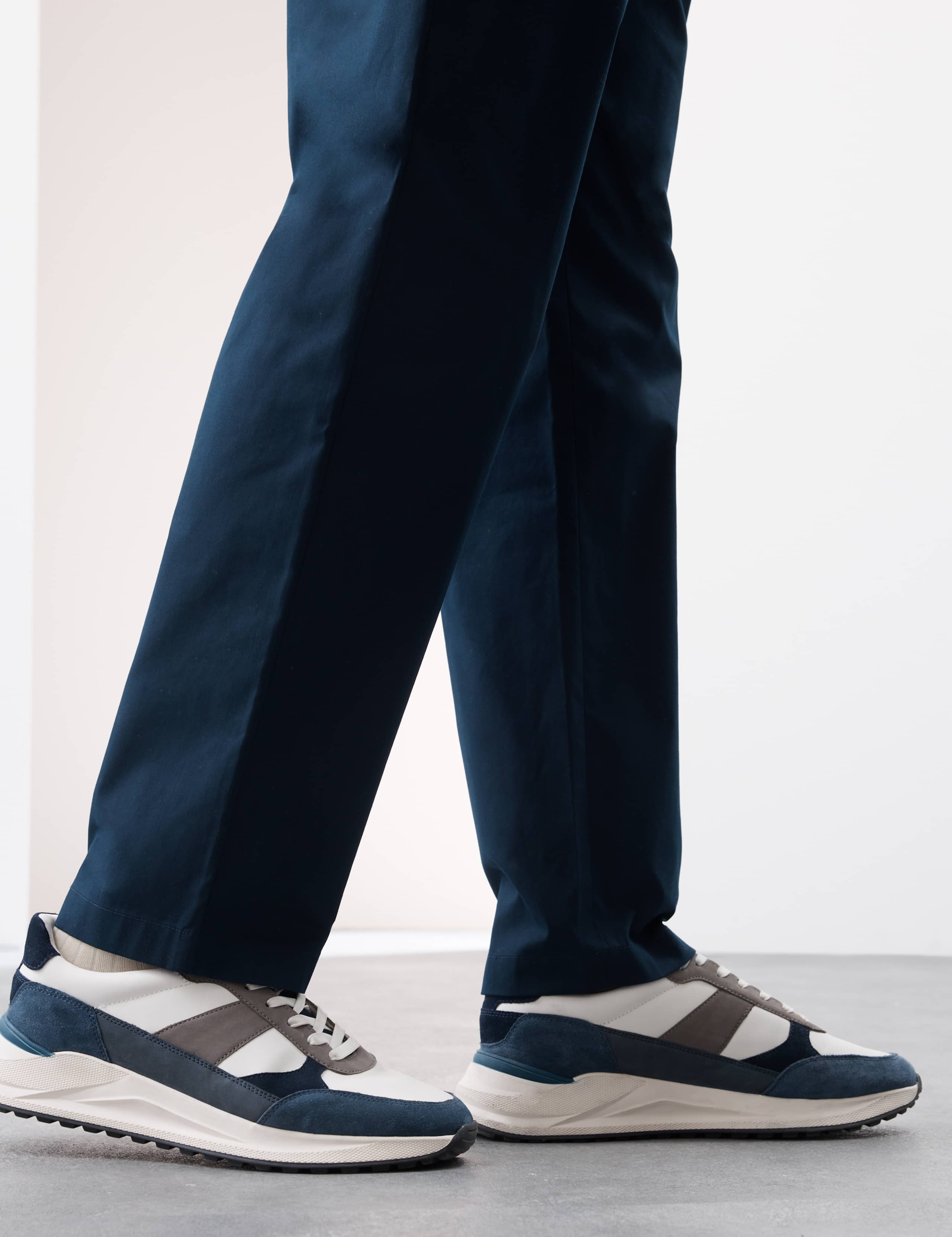 Tapered Fit Super Lightweight Chinos 5 of 6