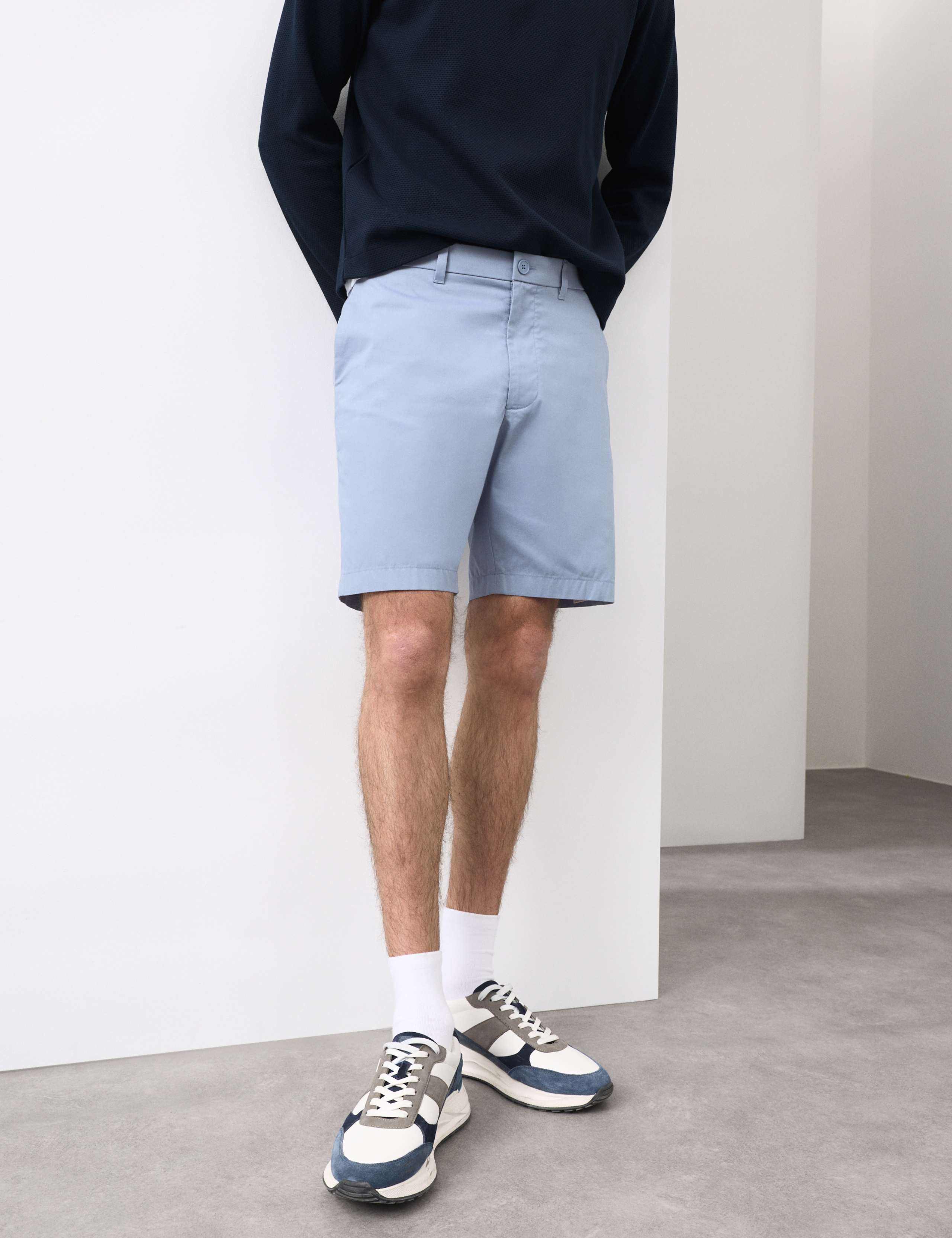 Regular Fit Super Lightweight Chino Shorts 4 of 6