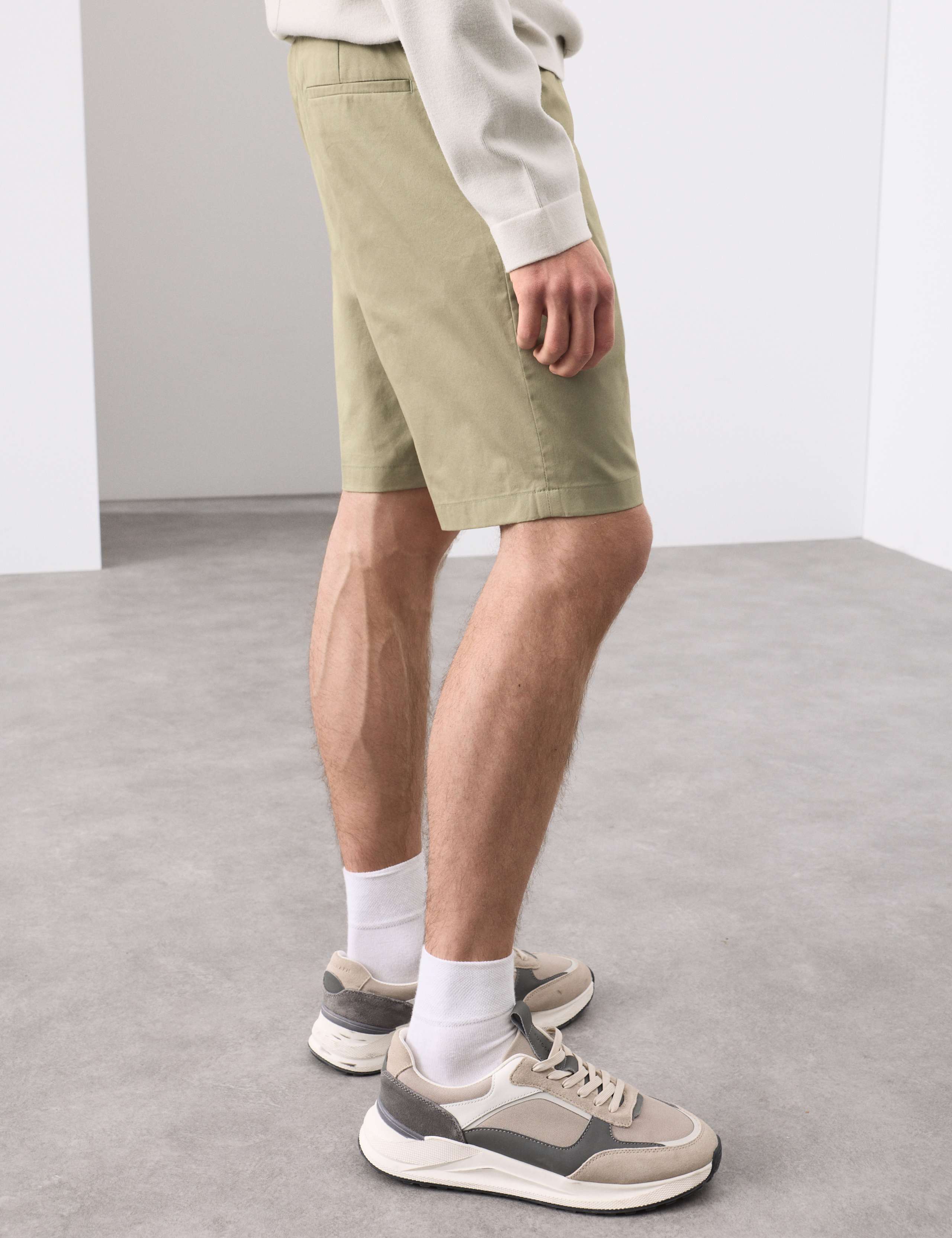 Regular Fit Super Lightweight Chino Shorts 5 of 5