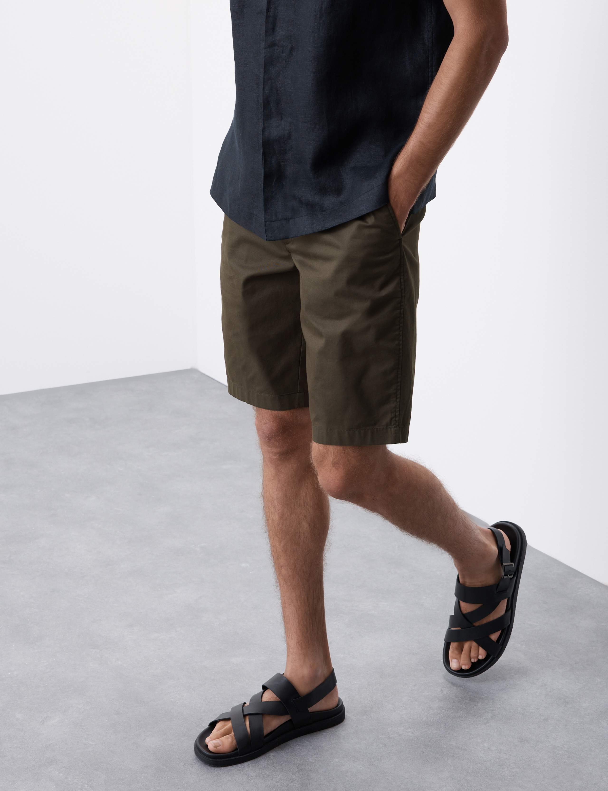 Regular Fit Super Lightweight Chino Shorts 4 of 7