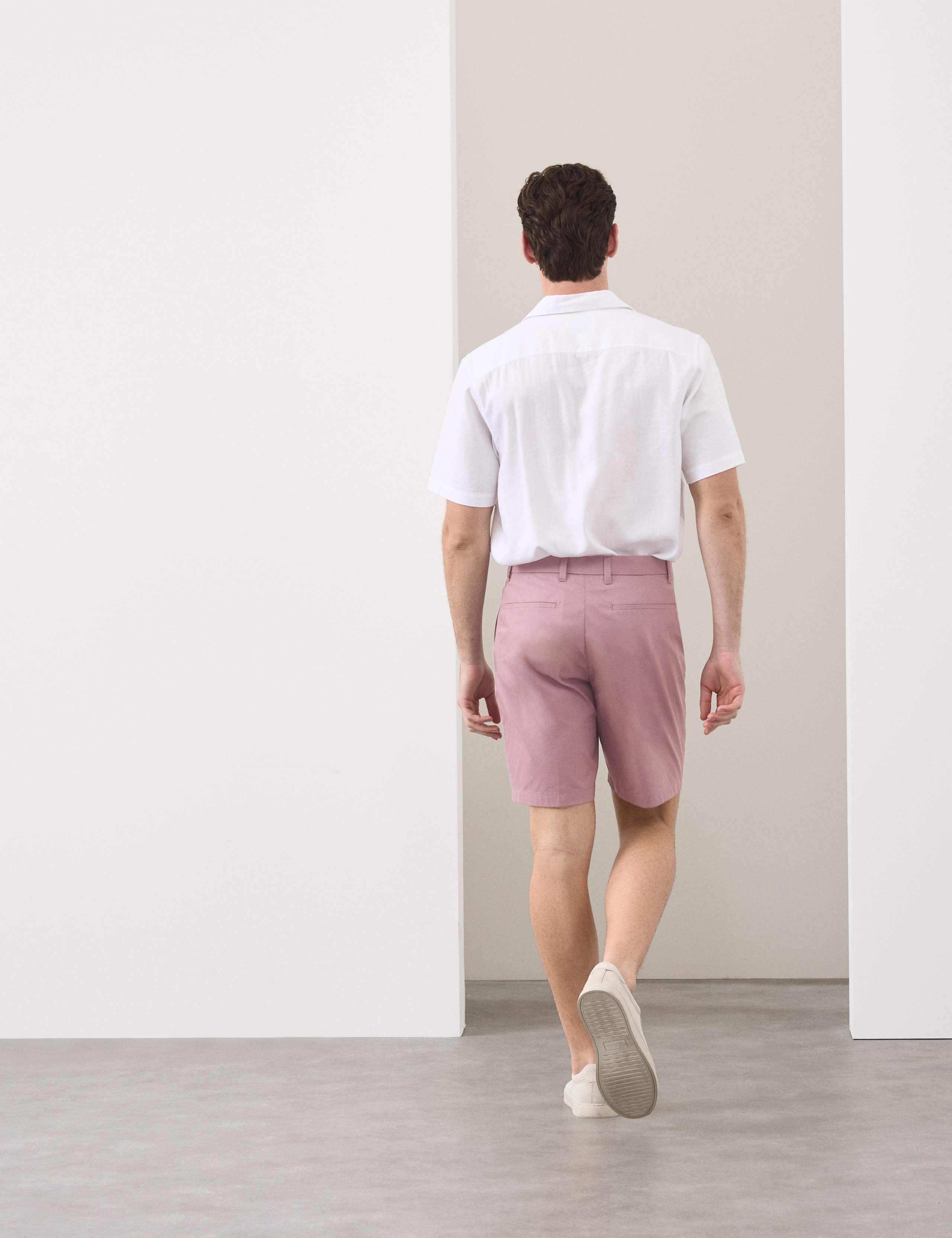 Regular Fit Super Lightweight Chino Shorts 4 of 6