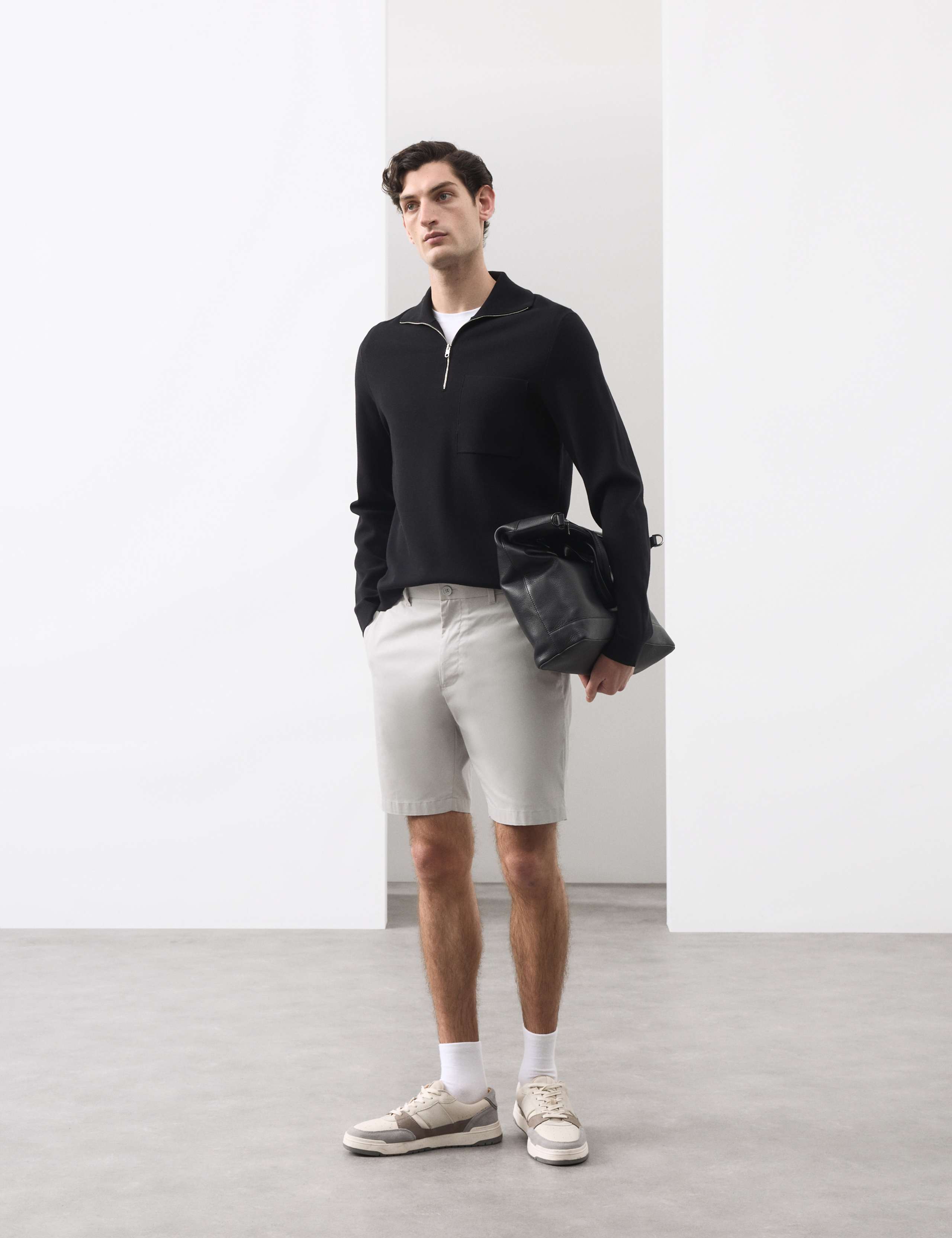 Regular Fit Super Lightweight Chino Shorts 3 of 6