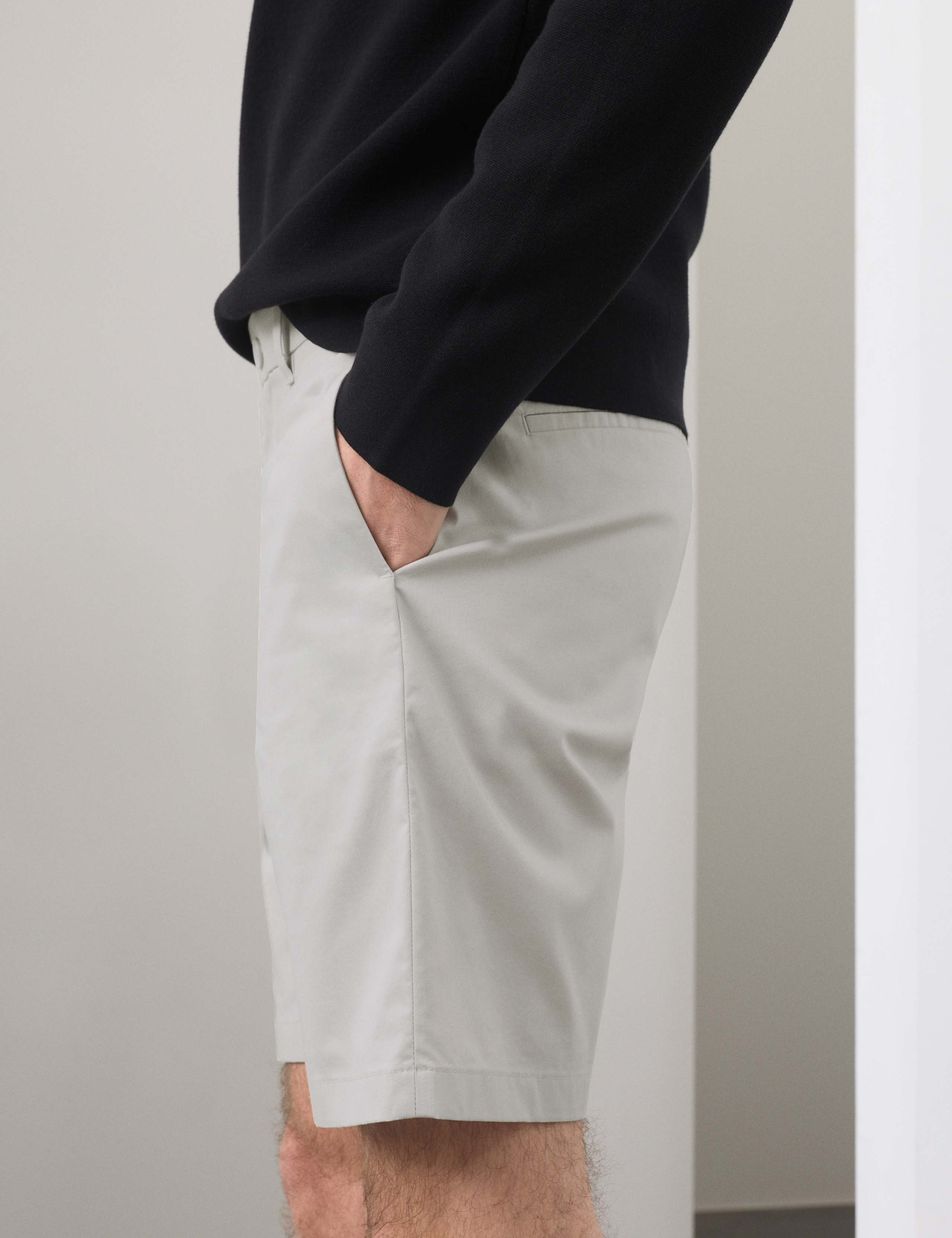 Regular Fit Super Lightweight Chino Shorts 4 of 6