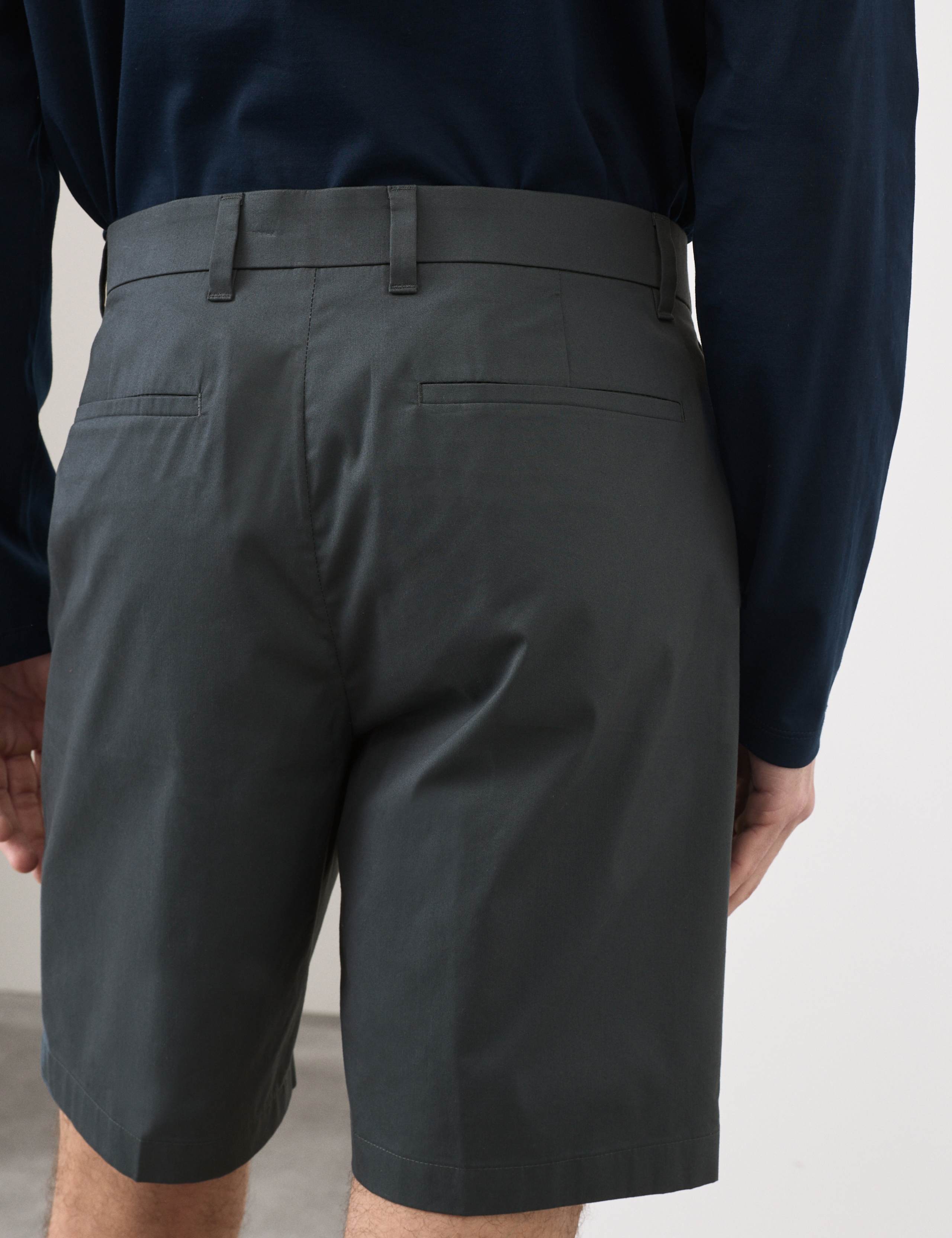 Regular Fit Super Lightweight Chino Shorts 4 of 6