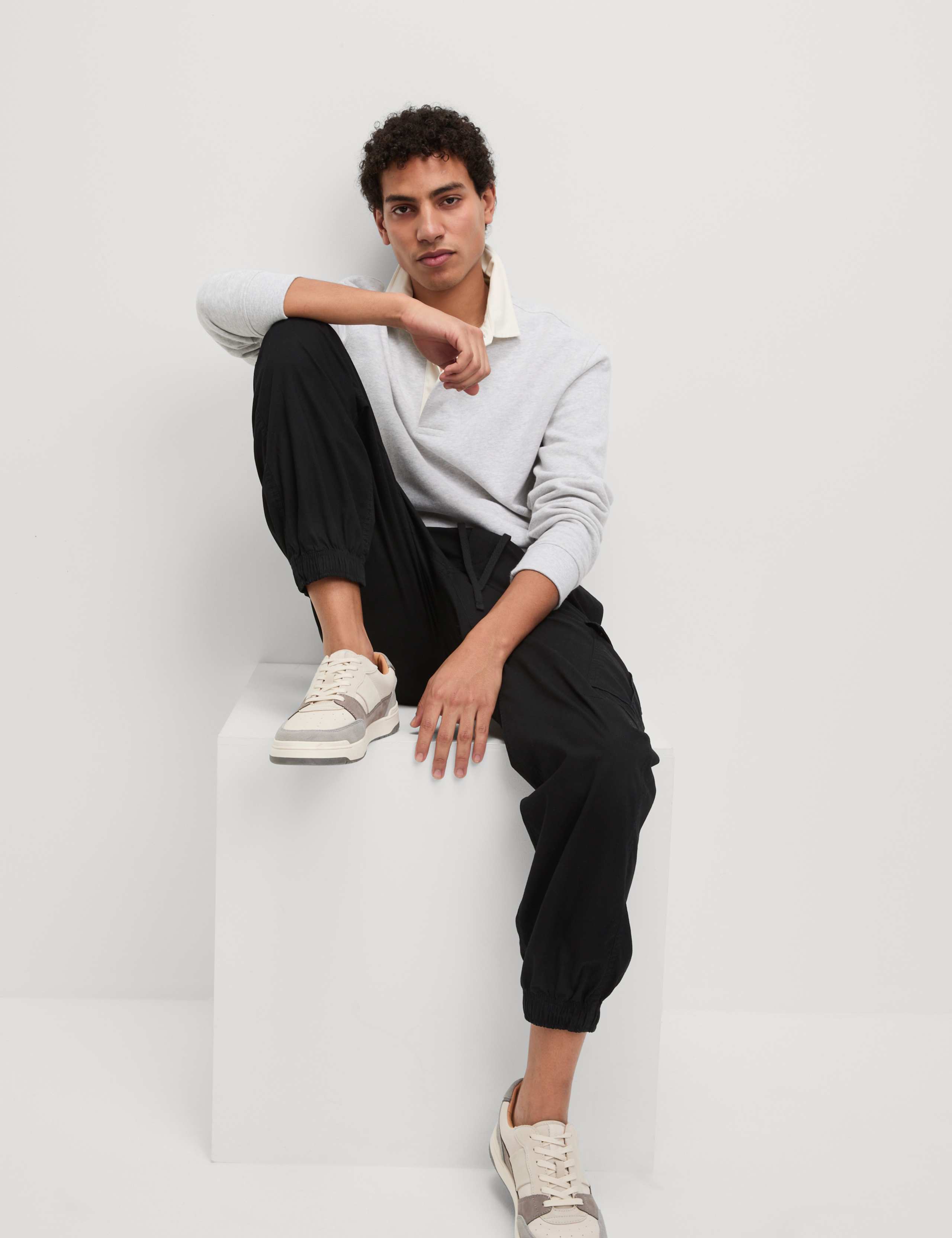 Slim Fit Ripstop Cargo Trousers 3 of 5