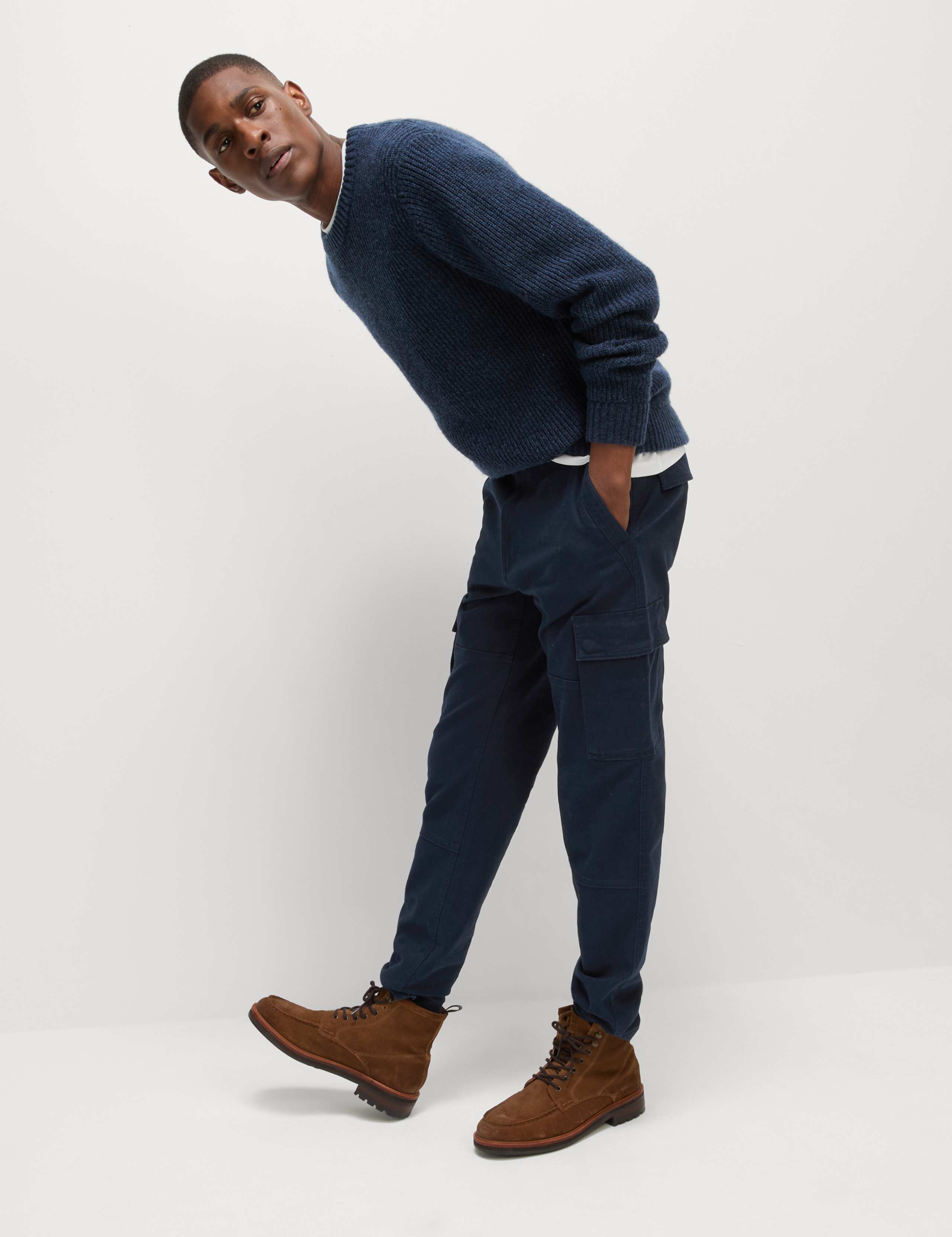 Tapered Fit Stretch Cargo Trousers 3 of 7