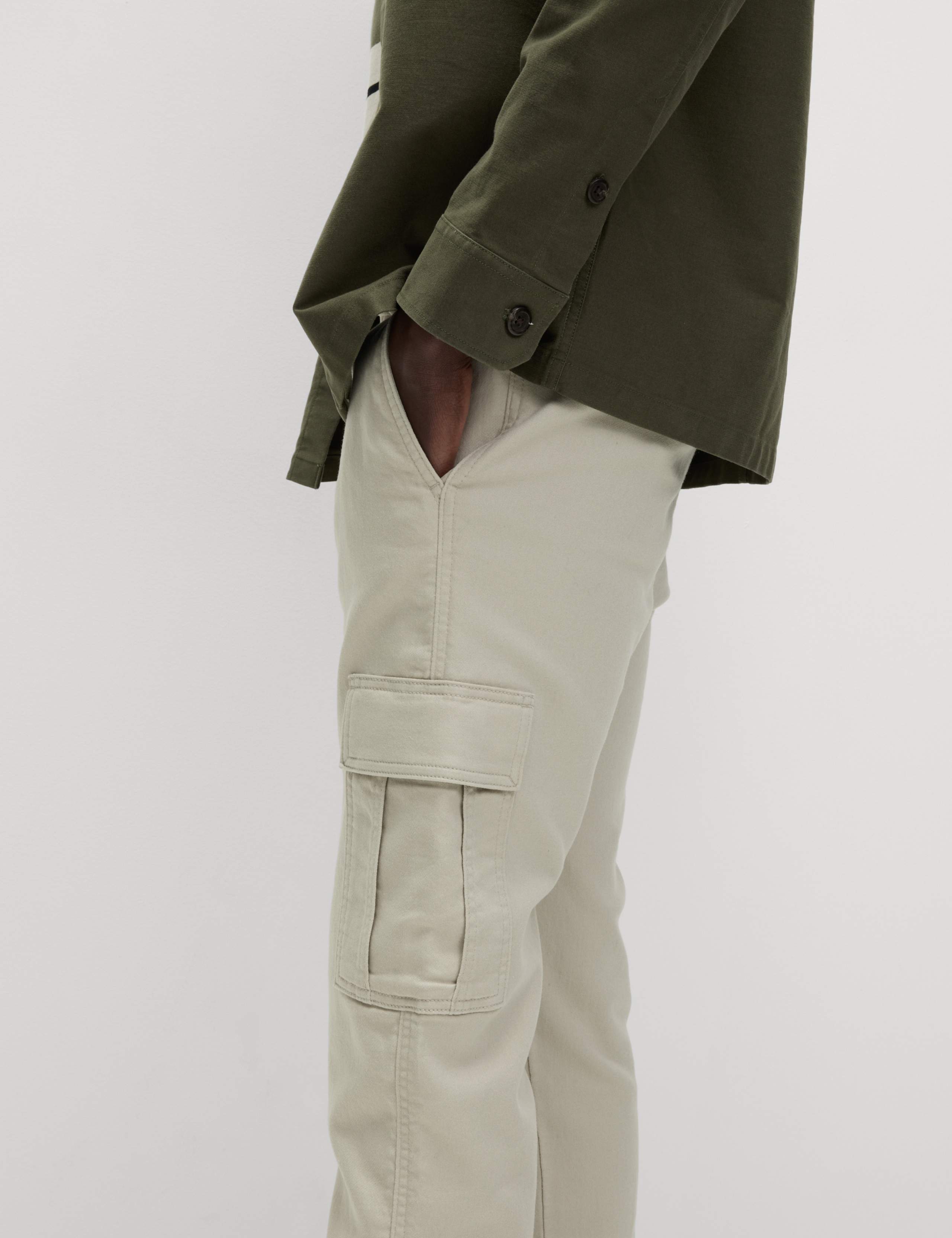 Slim Fit Stretch Cuffed Cargo Trousers 4 of 6