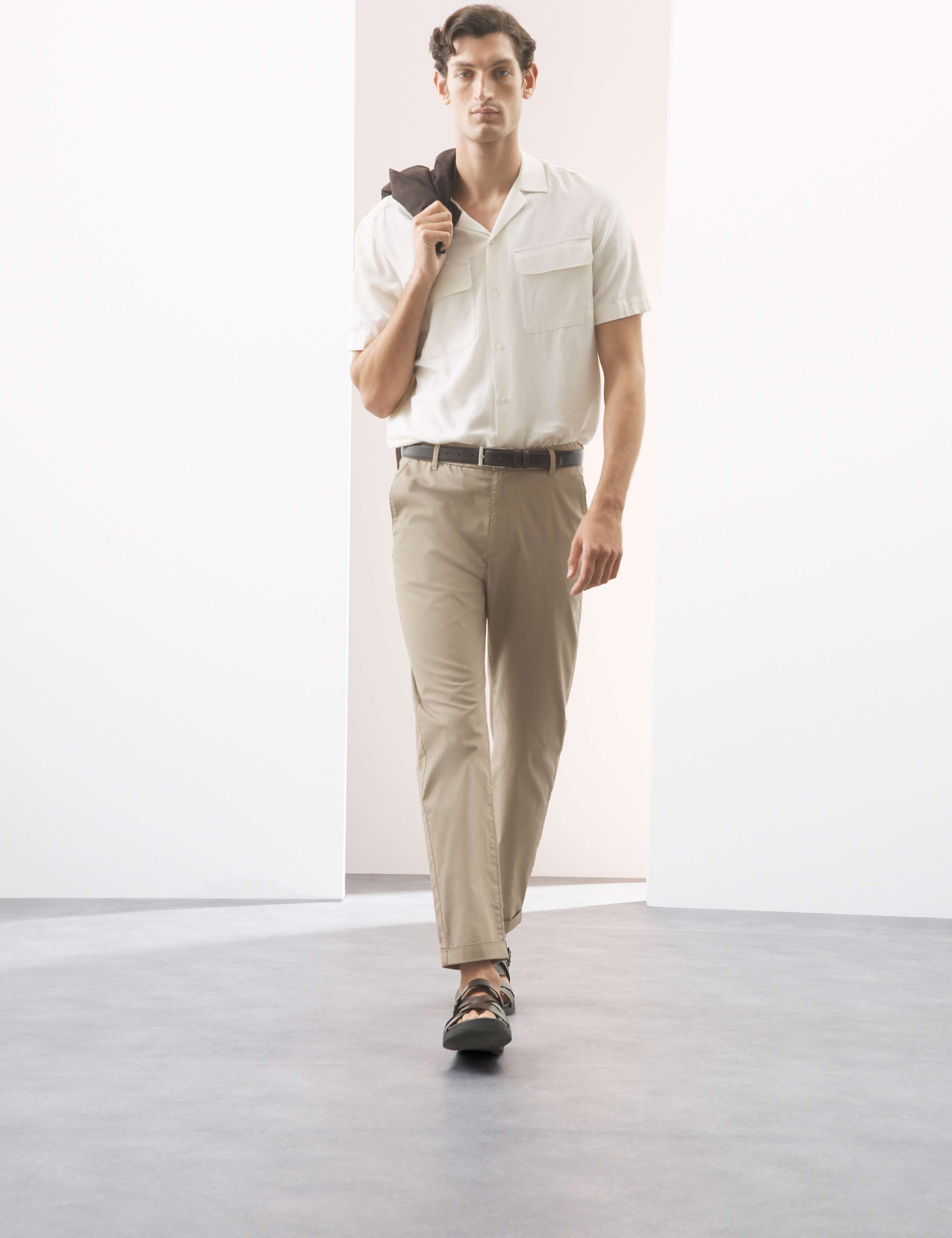 Super Lightweight Tapered Fit Elasticated Waist Trousers 5 of 6