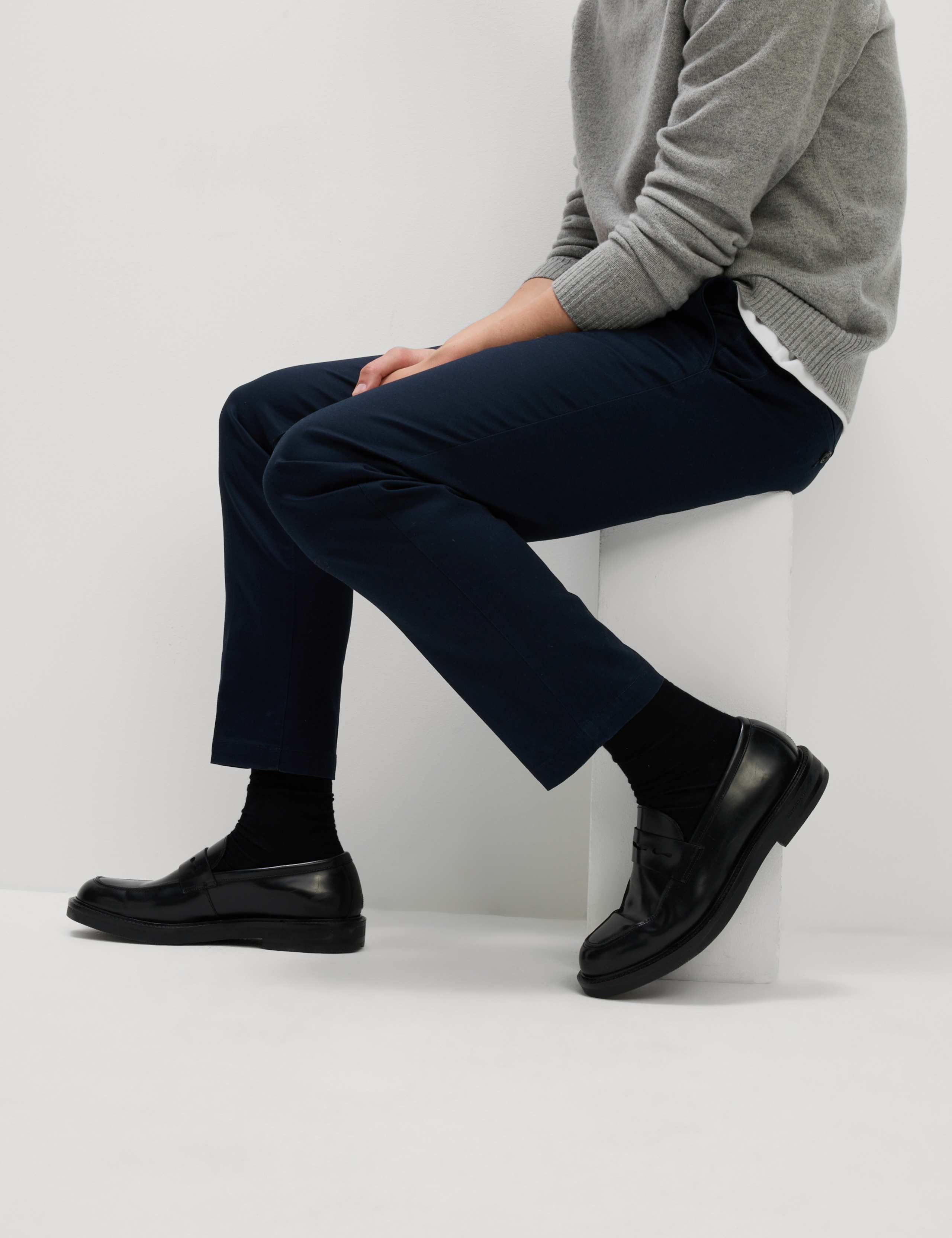 Regular Fit Heritage Twill Chinos 2 of 5