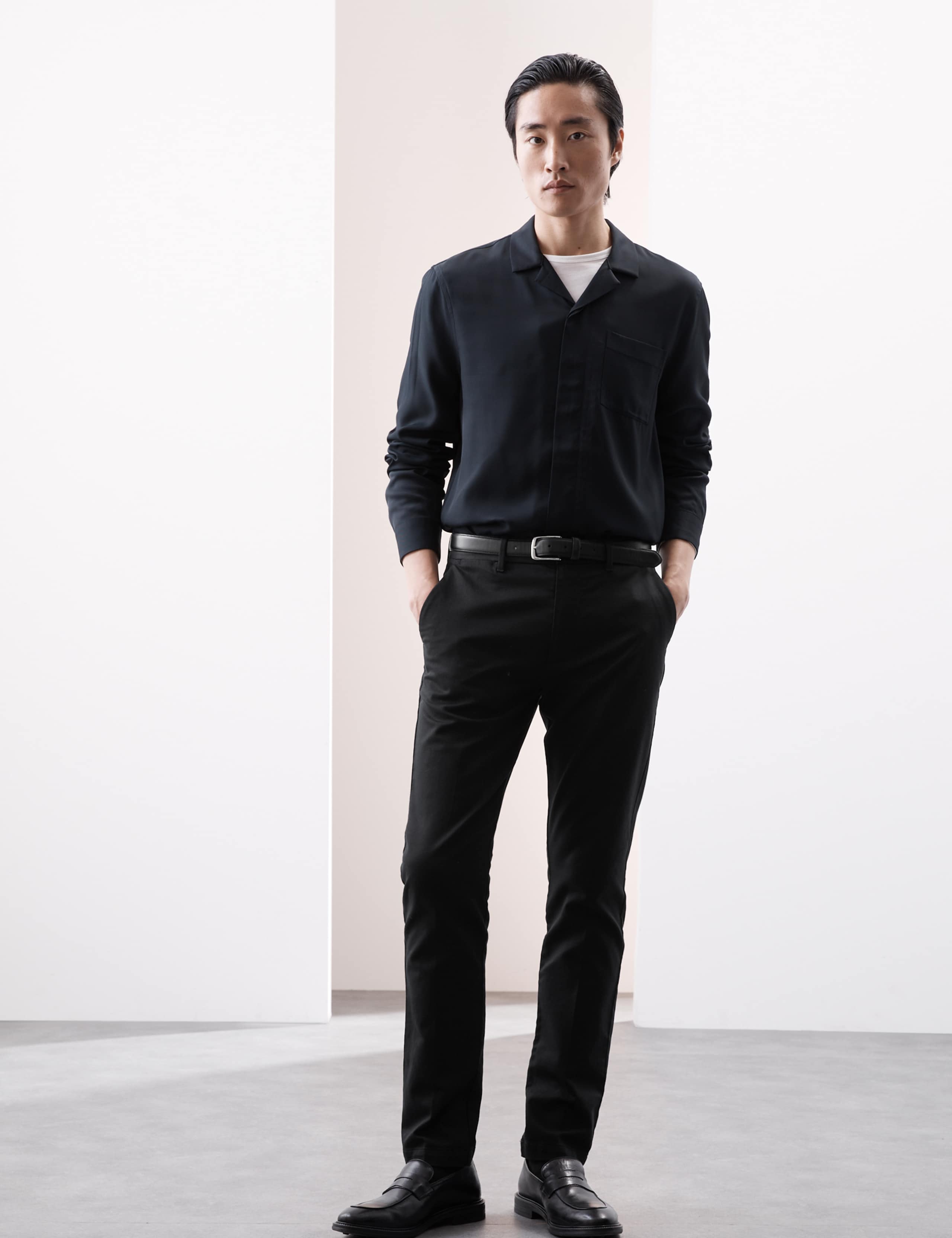 Slim Fit Italian Chinos 4 of 7