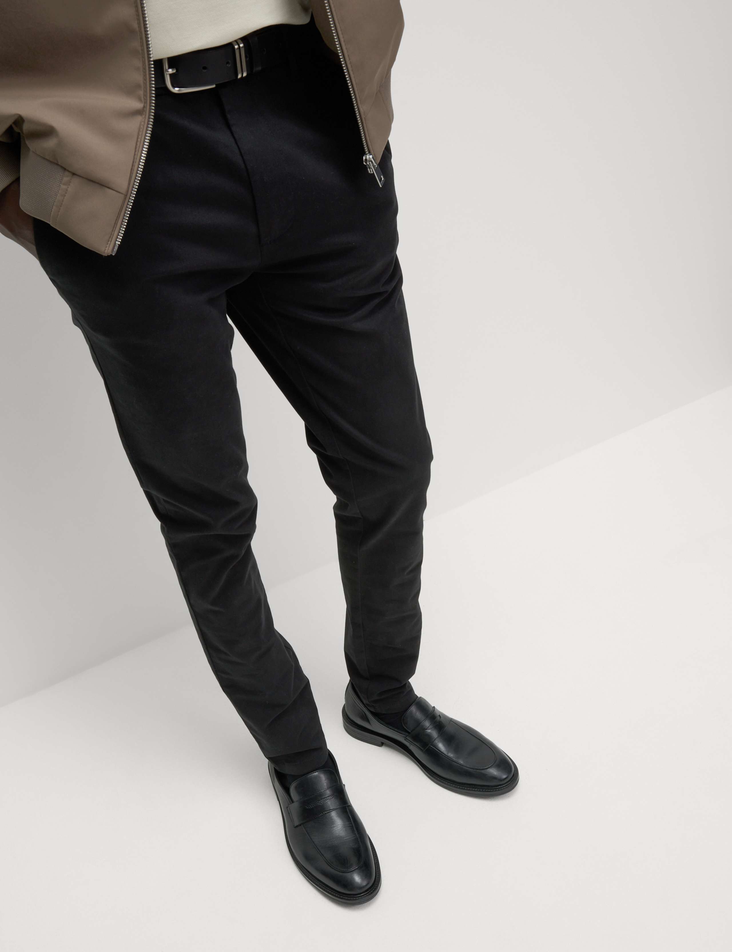 Skinny Fit Stretch Chinos 4 of 5