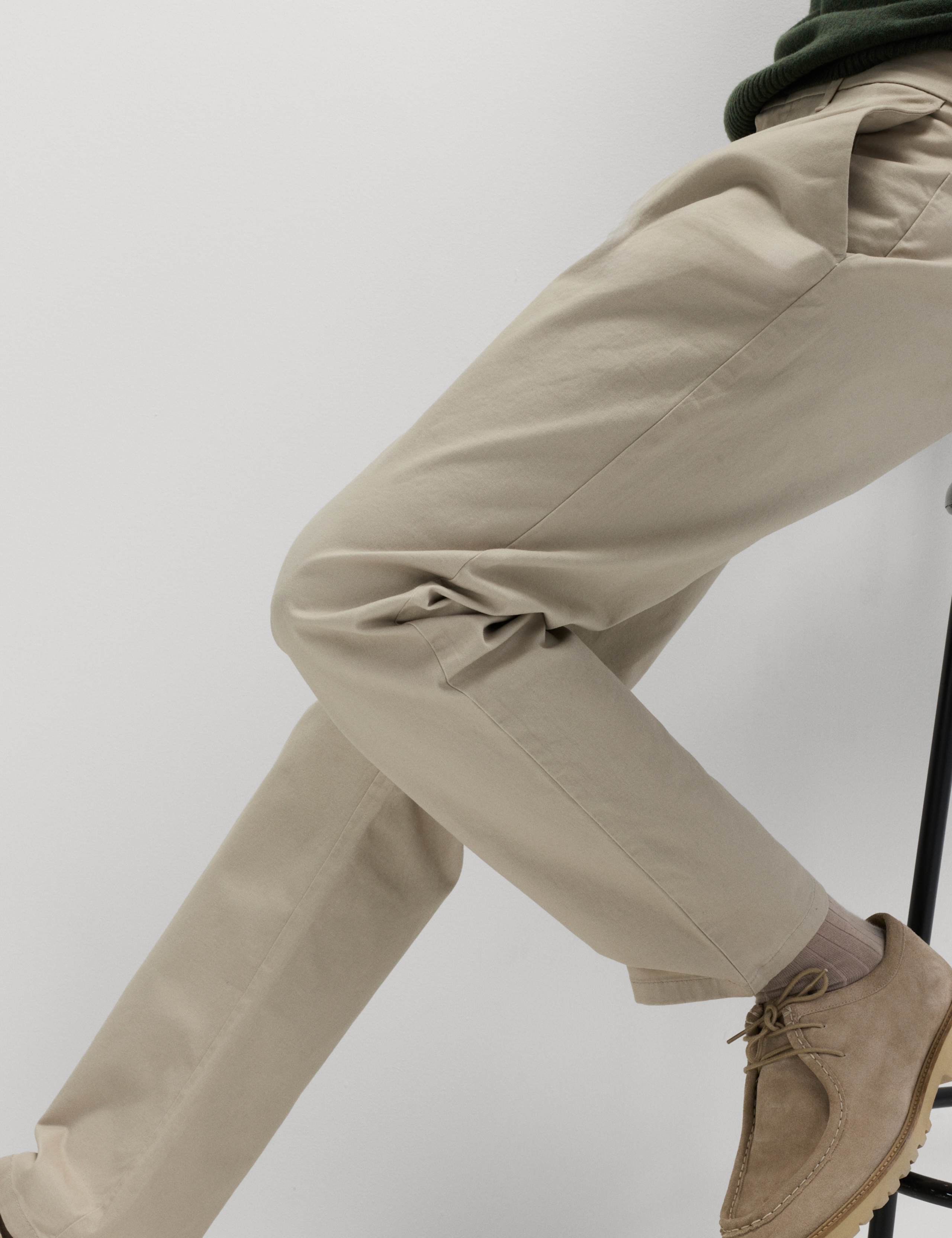 Regular Fit Stretch Chinos 4 of 5