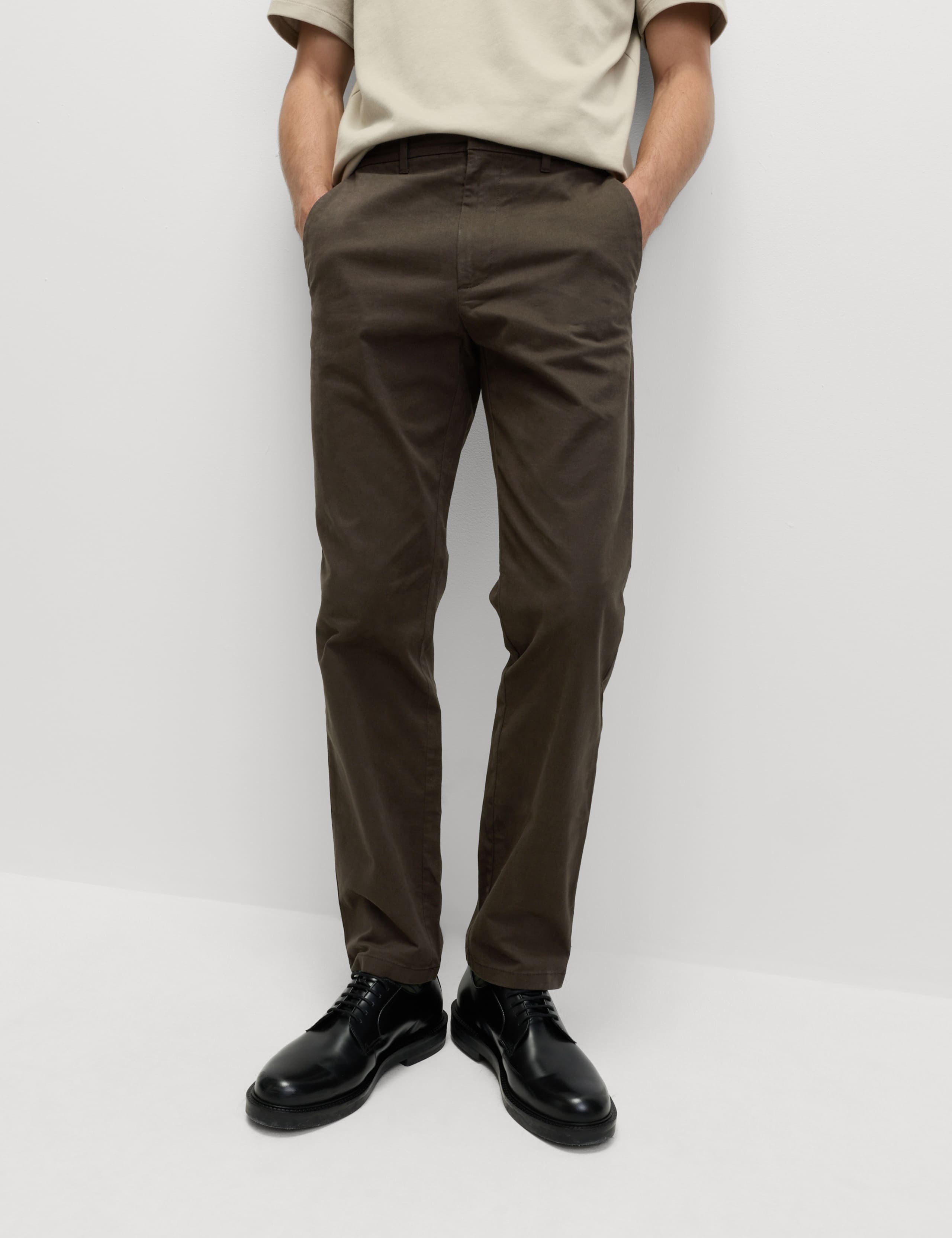 Regular Fit Stretch Chinos 3 of 6