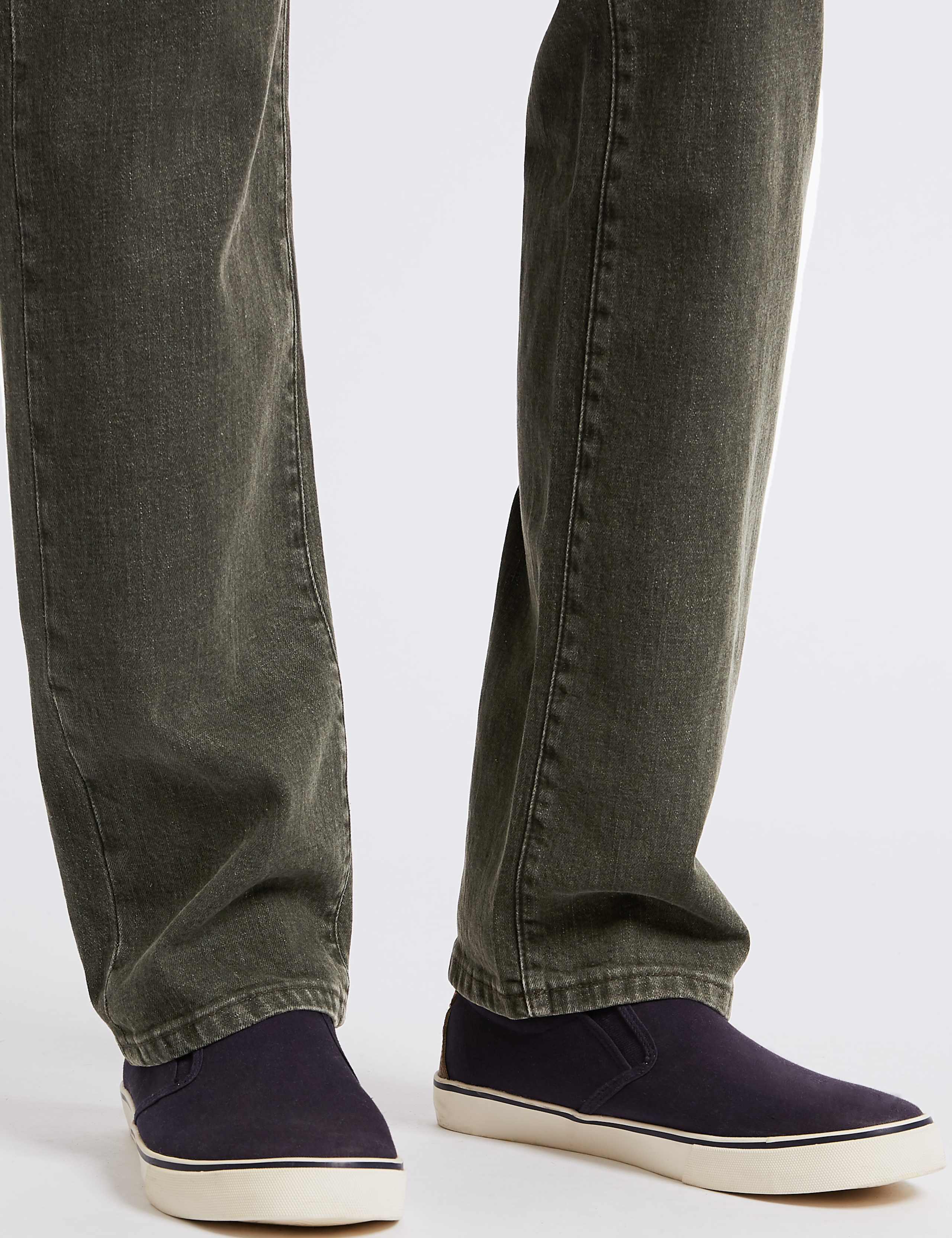 Regular Fit Stretch Jeans with Stormwear™ 6 of 6