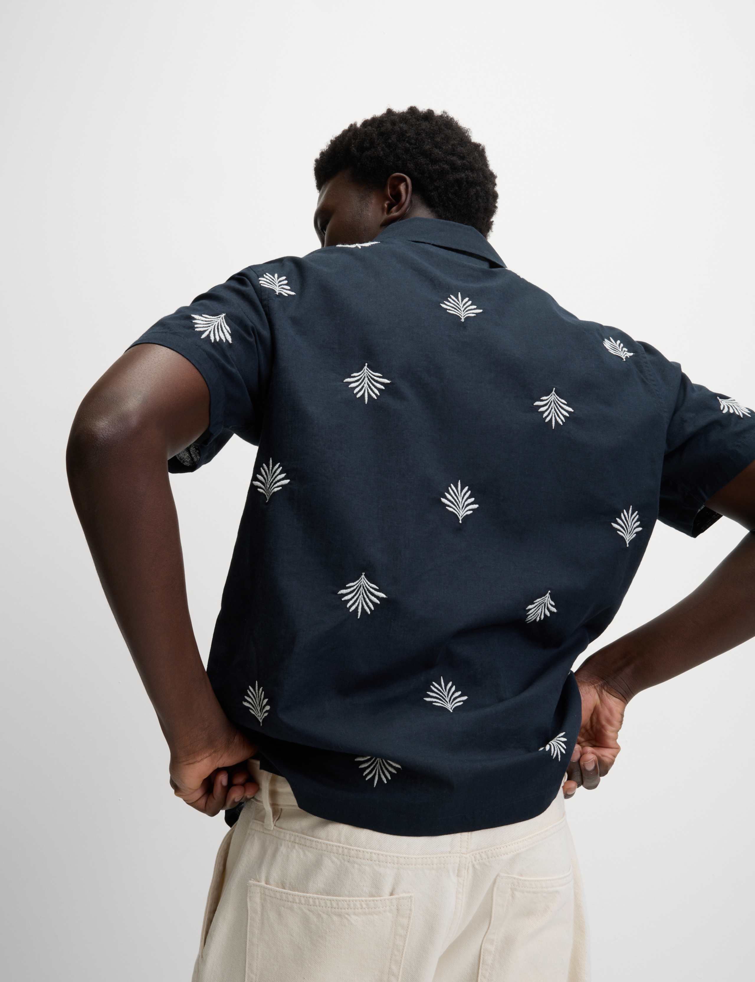 Cotton Rich Palm Embroidery Shirt 3 of 5