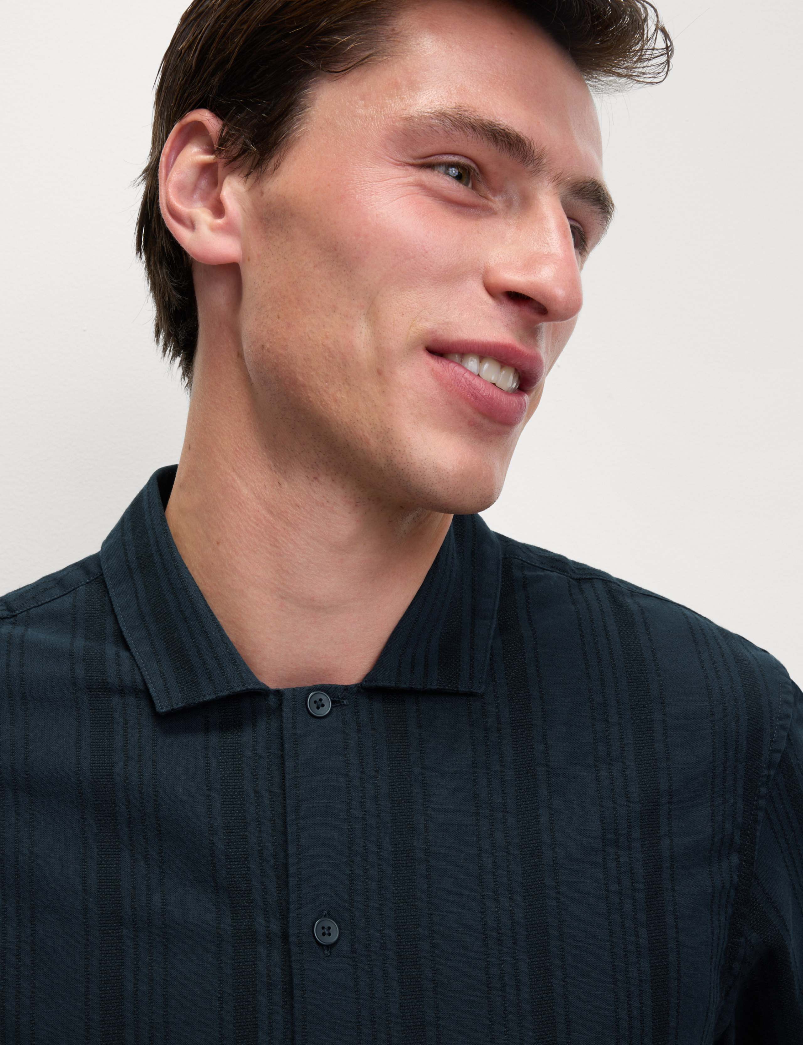 Regular Fit Cotton Rich Short Sleeve Shirt 4 of 5