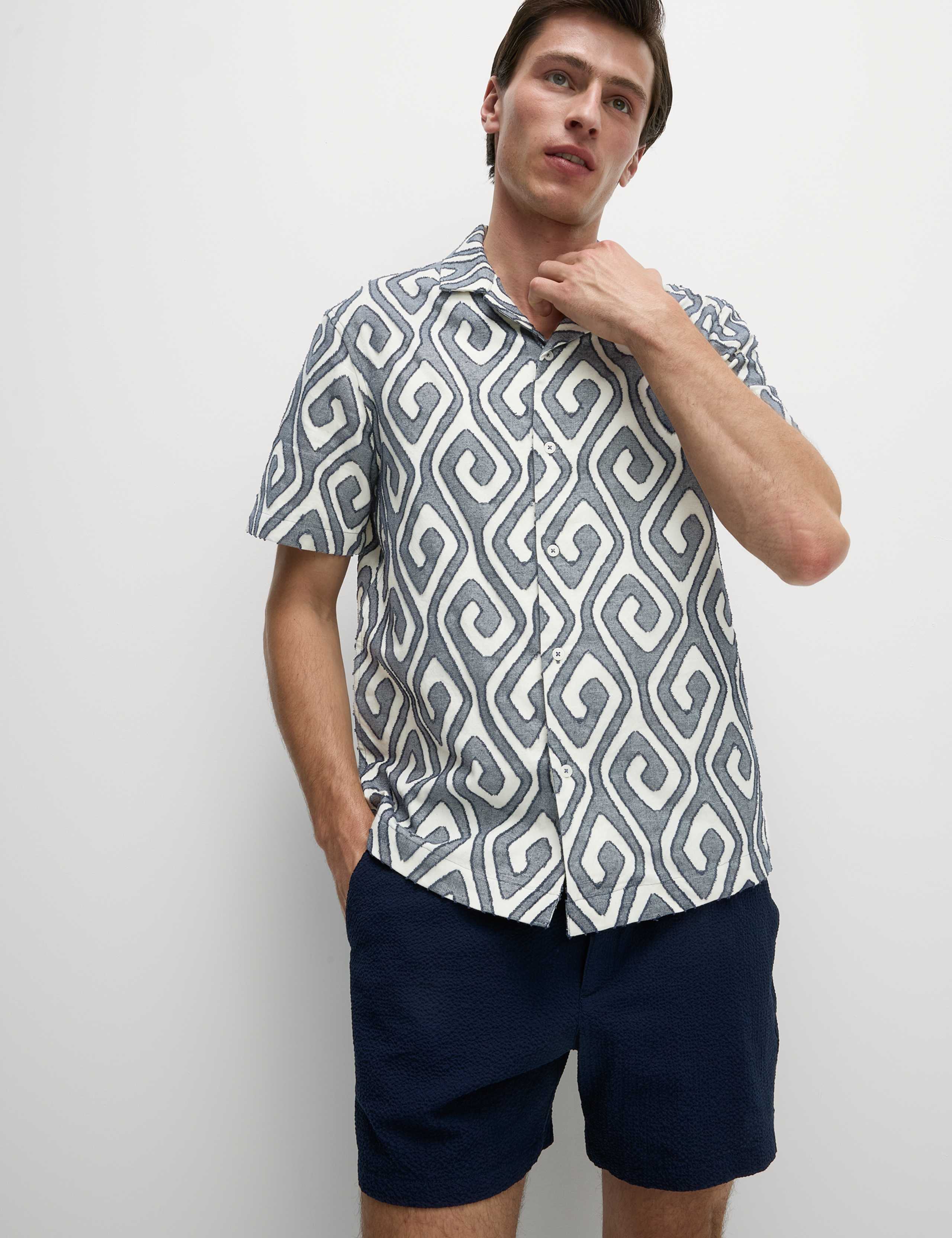 Pure Cotton Jacquard Shirt 3 of 5