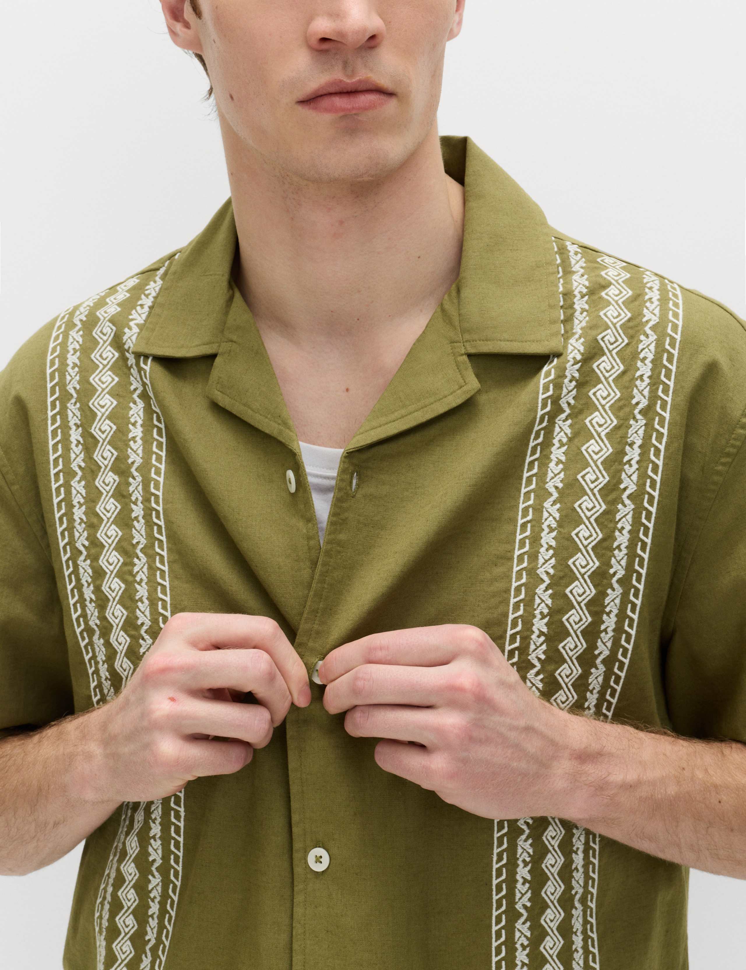 Relaxed Fit Cotton Rich Short Sleeve Shirt 3 of 6