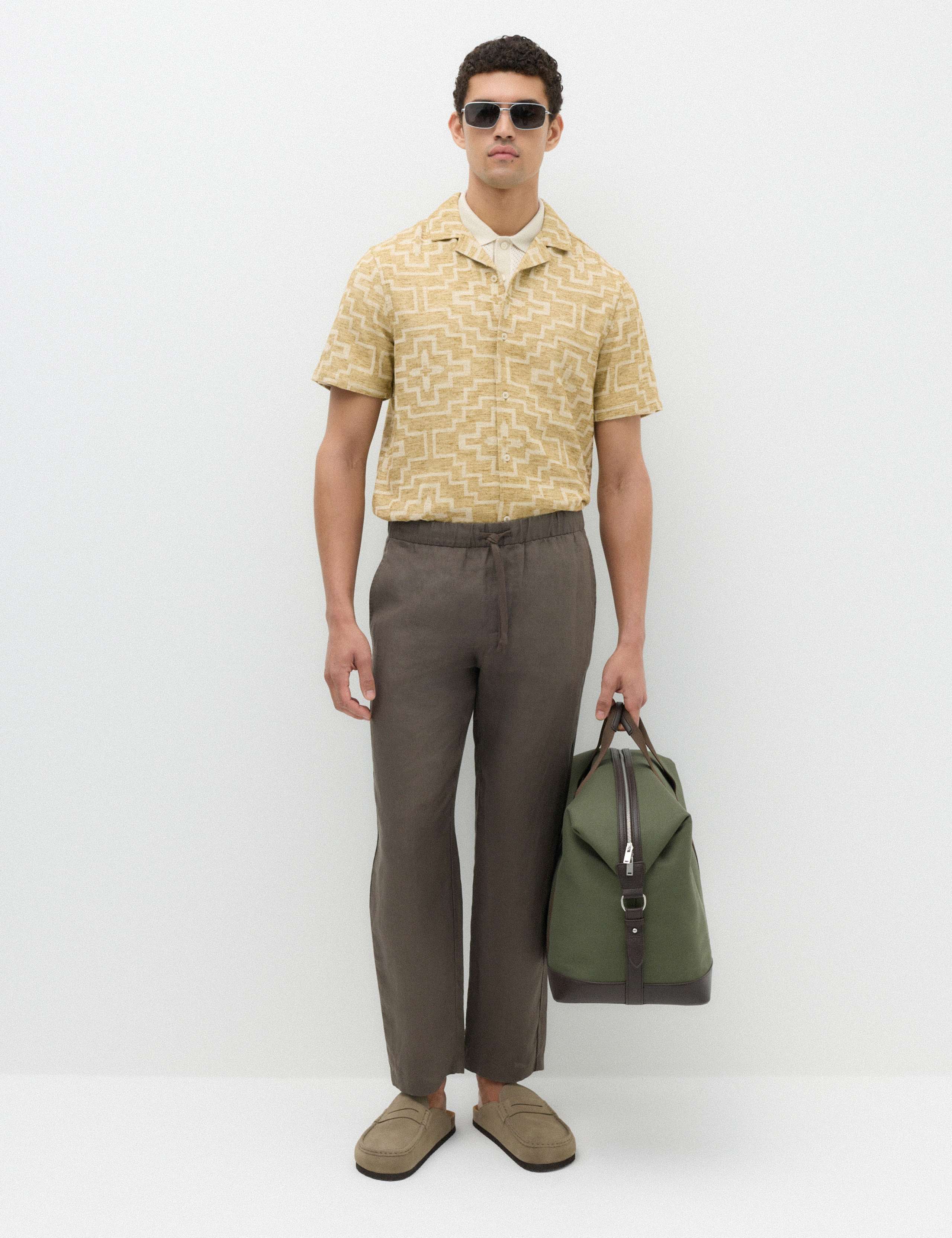 Regular Fit Cotton Rich Geometric Short Sleeve Shirt 3 of 7