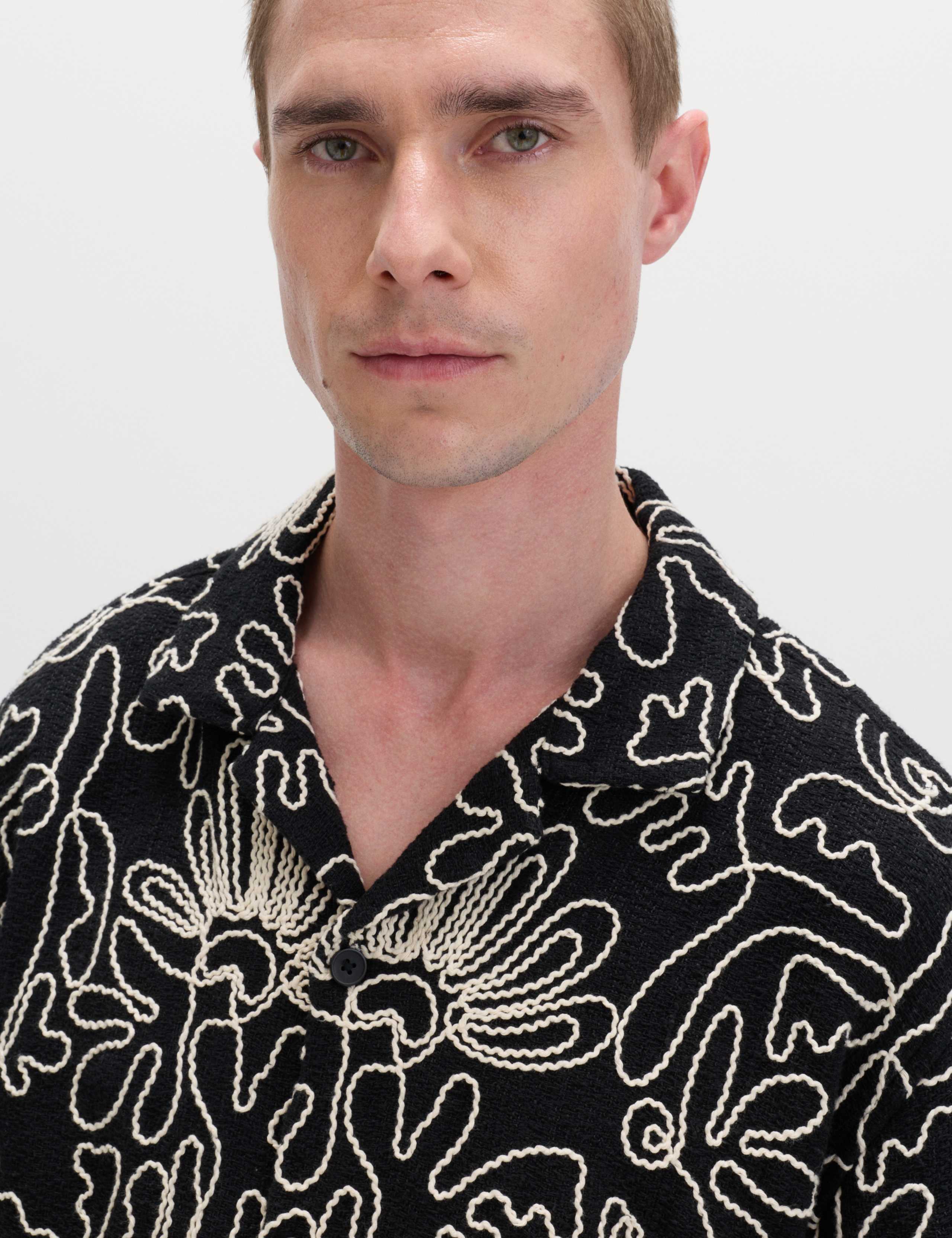 Cotton Blend Embroidered Short Sleeve Shirt 3 of 5
