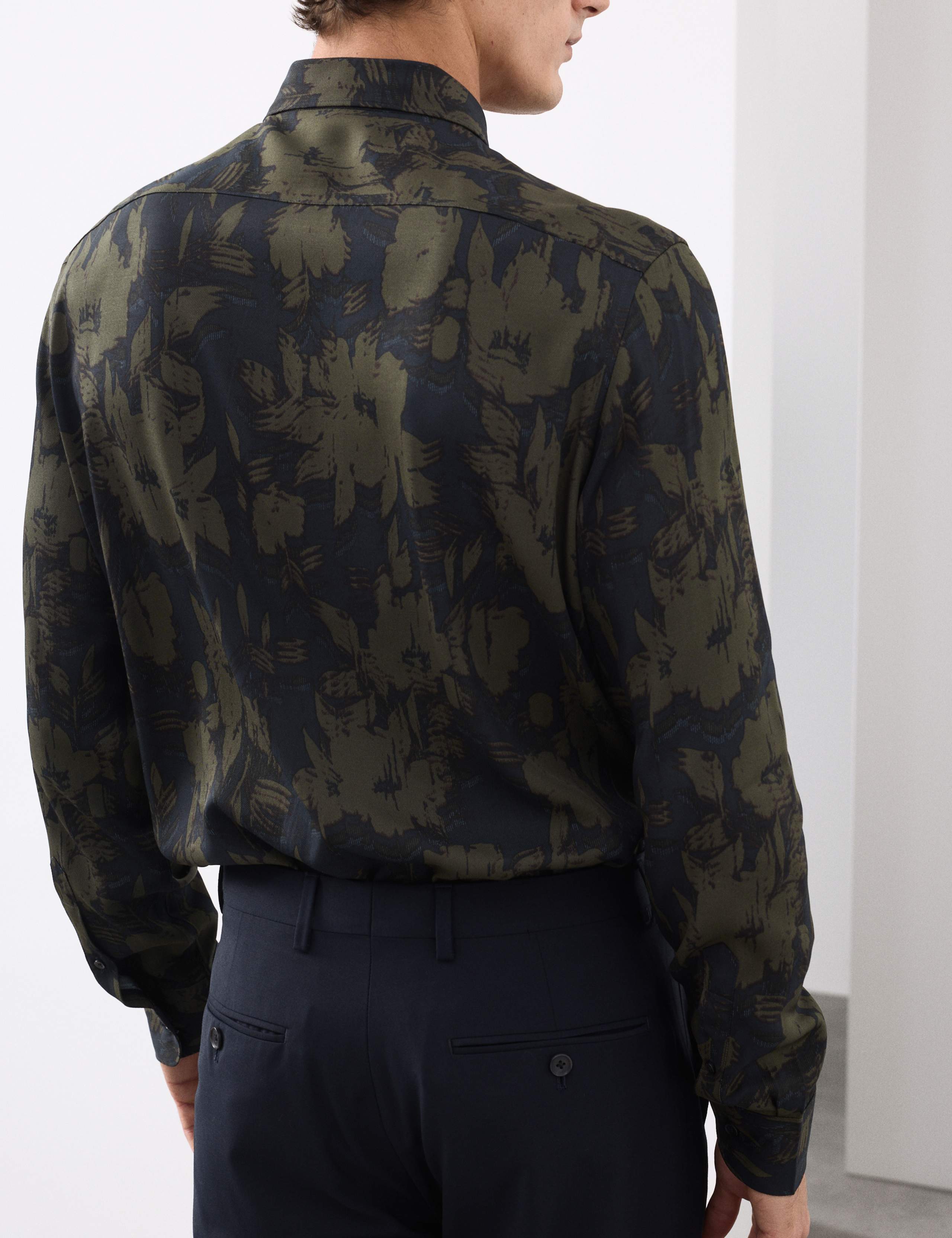 Regular Fit Floral Shirt 4 of 6