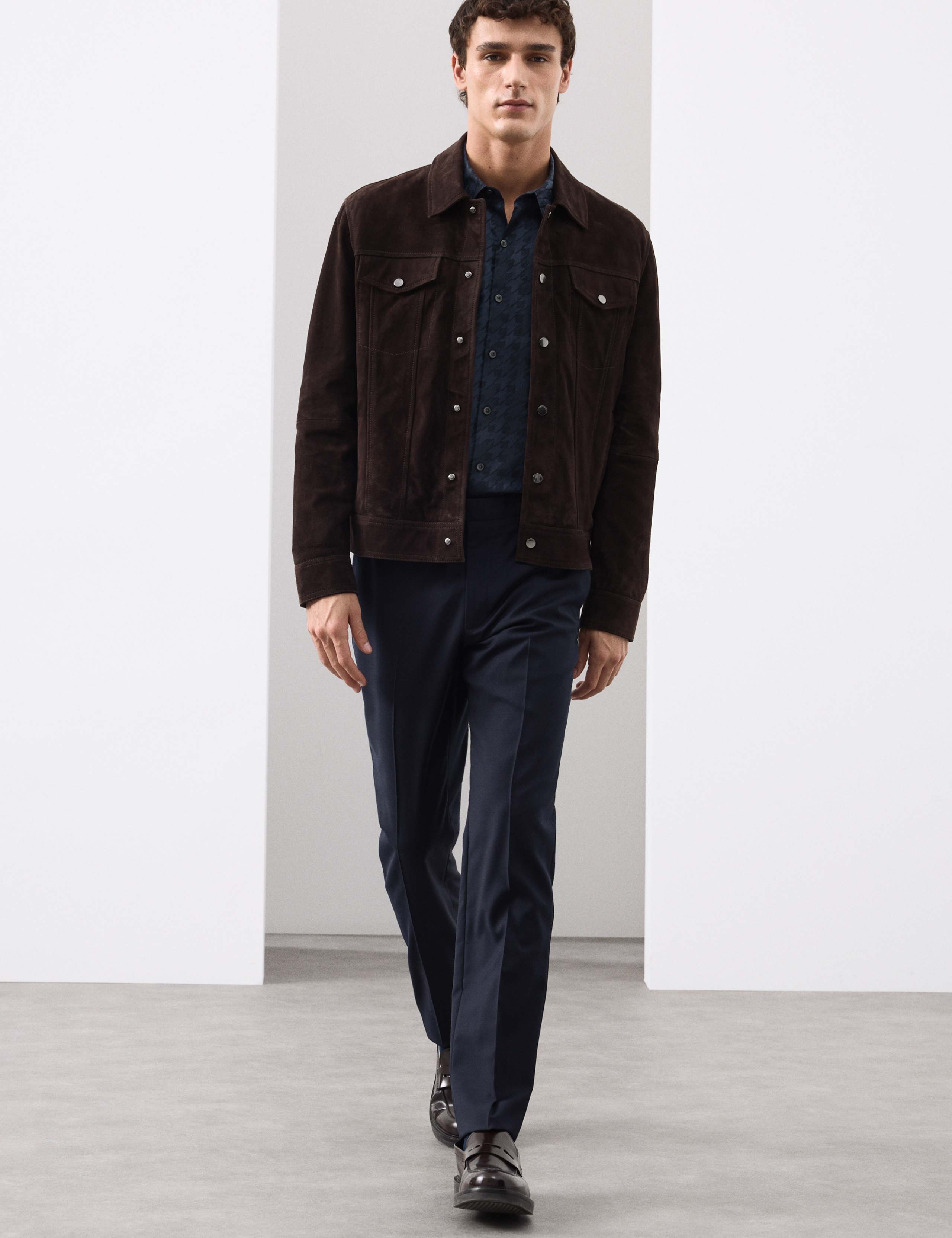 Regular Fit Cotton Rich Houndstooth Shirt 3 of 7