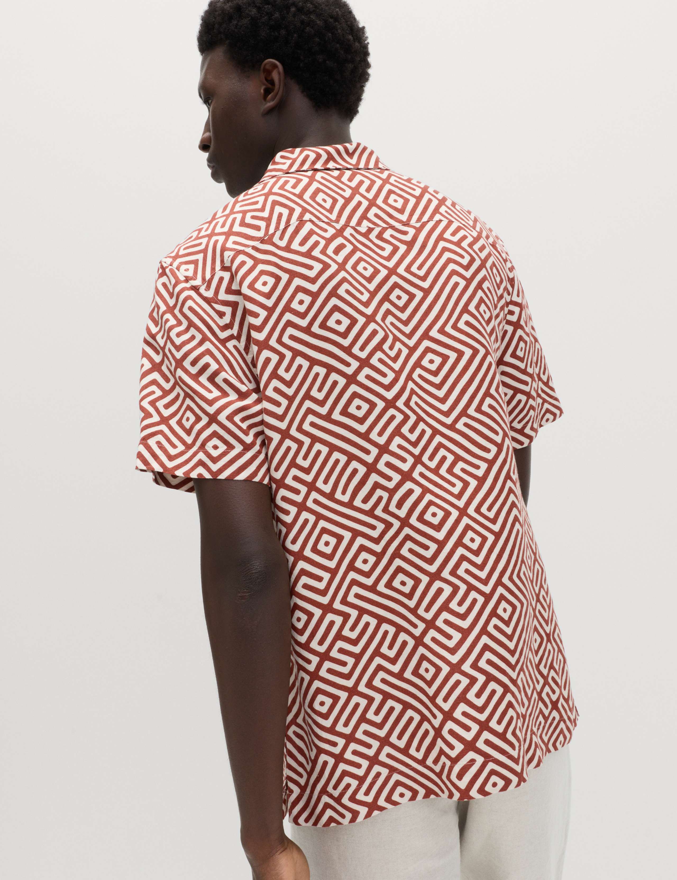 Easy Iron Linen Blend Geometric Short Sleeve Shirt 4 of 5