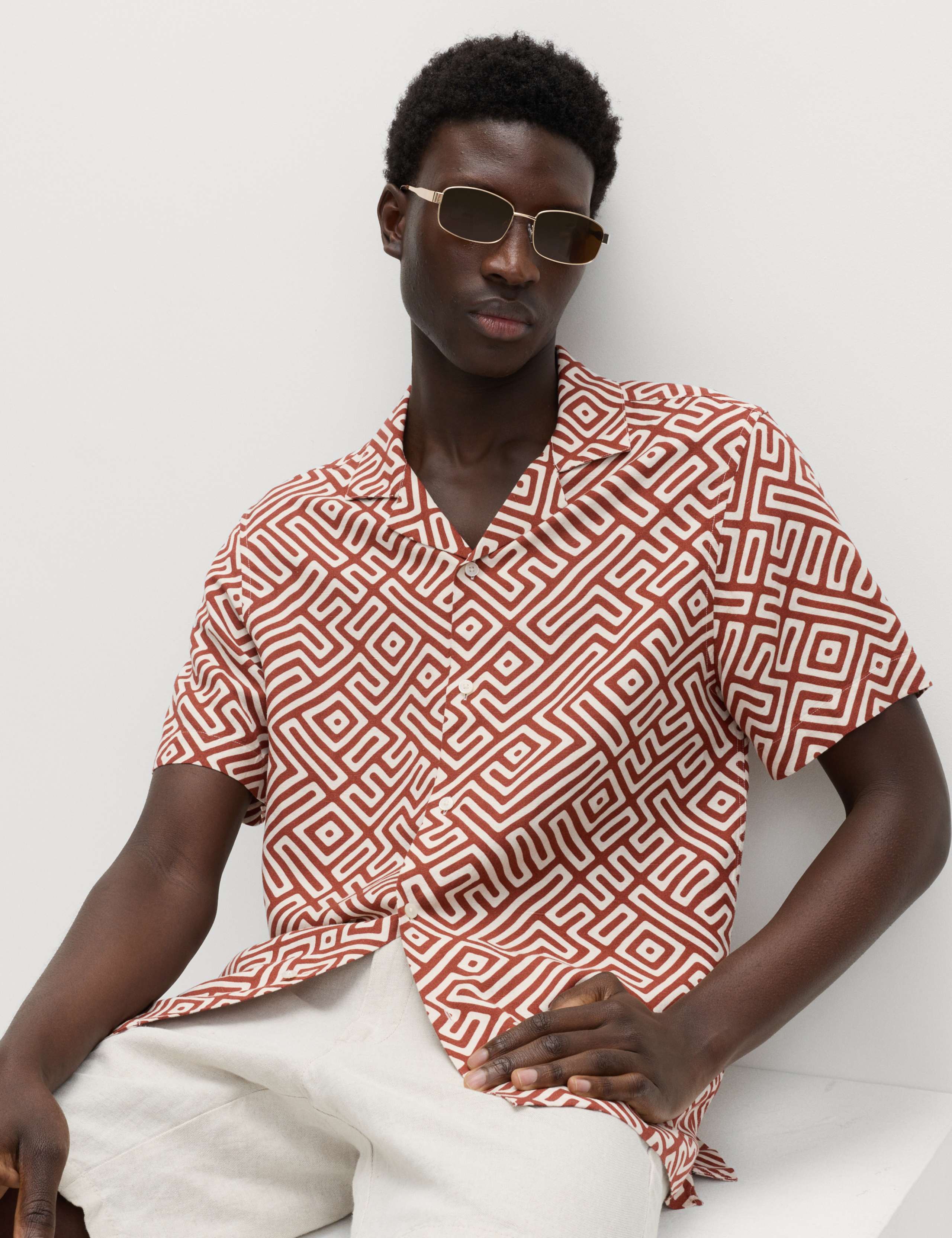 Easy Iron Linen Blend Geometric Short Sleeve Shirt 5 of 5