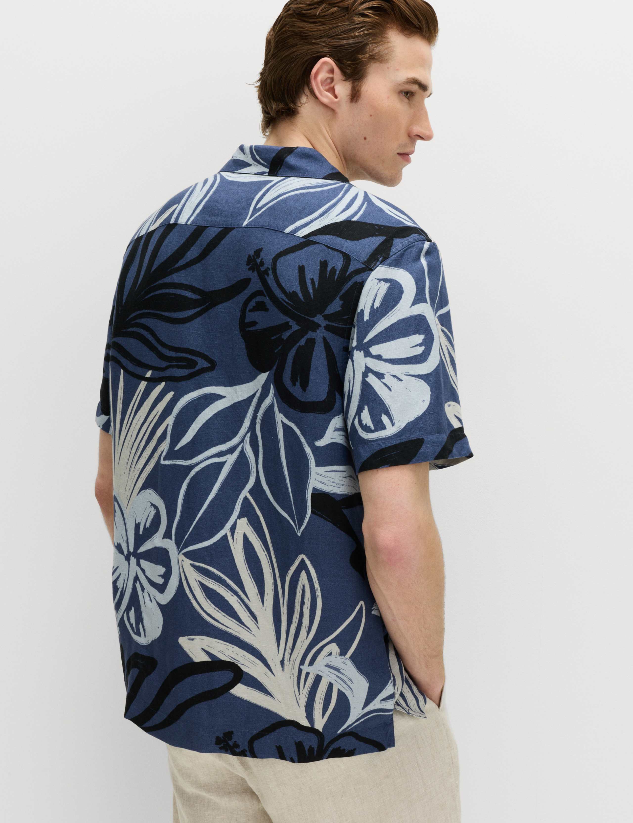 Linen Blend Hawaiian Short Sleeve Shirt 4 of 6