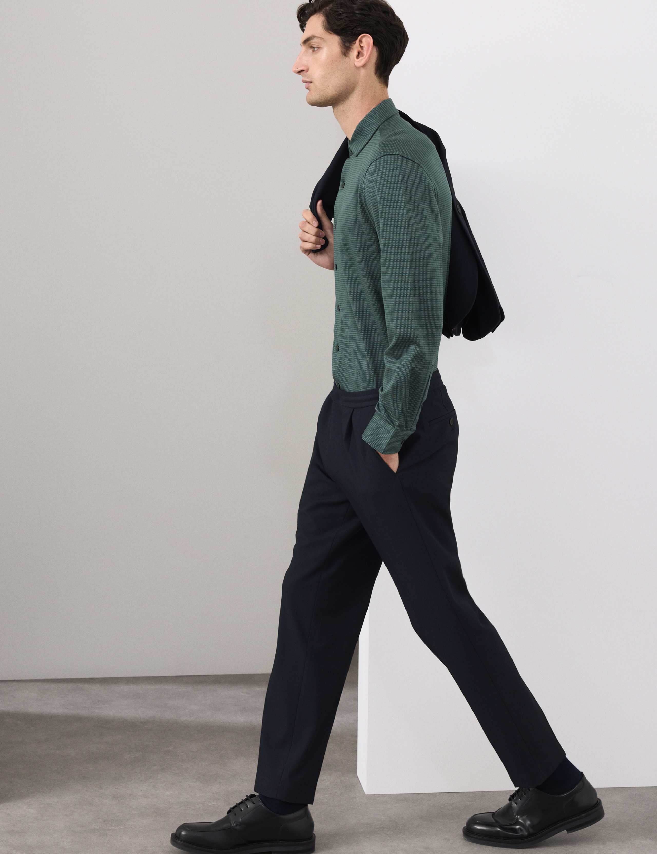 Slim Fit Easy Iron Pure Cotton Jersey Shirt 3 of 7