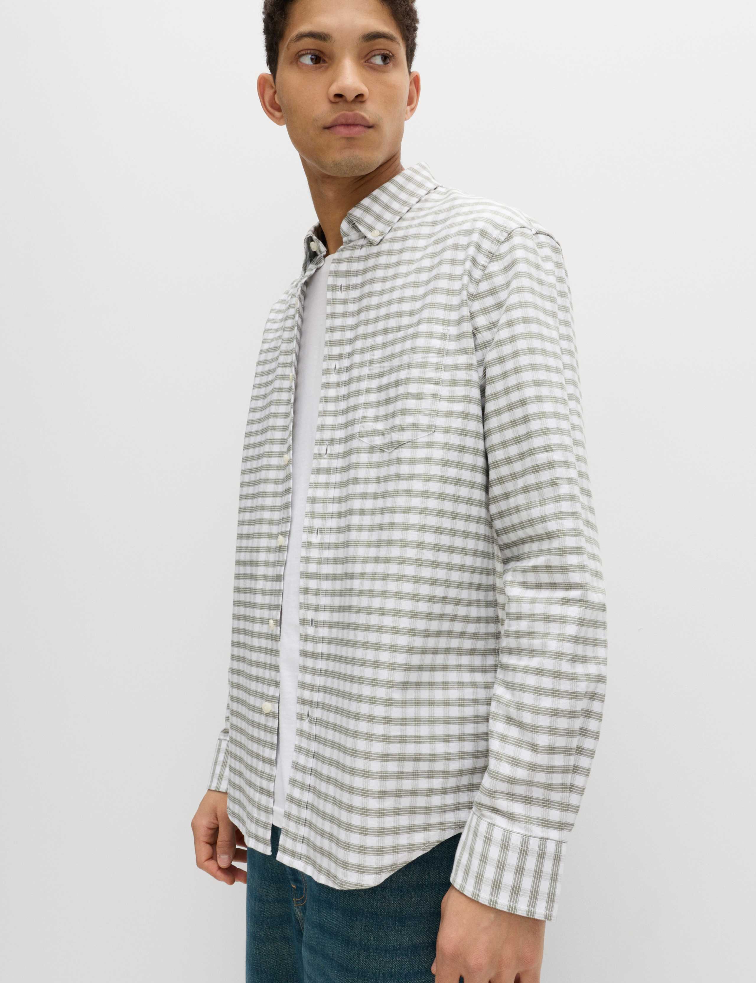 The Ultimate Regular Fit Pure Cotton Oxford Shirt 4 of 6