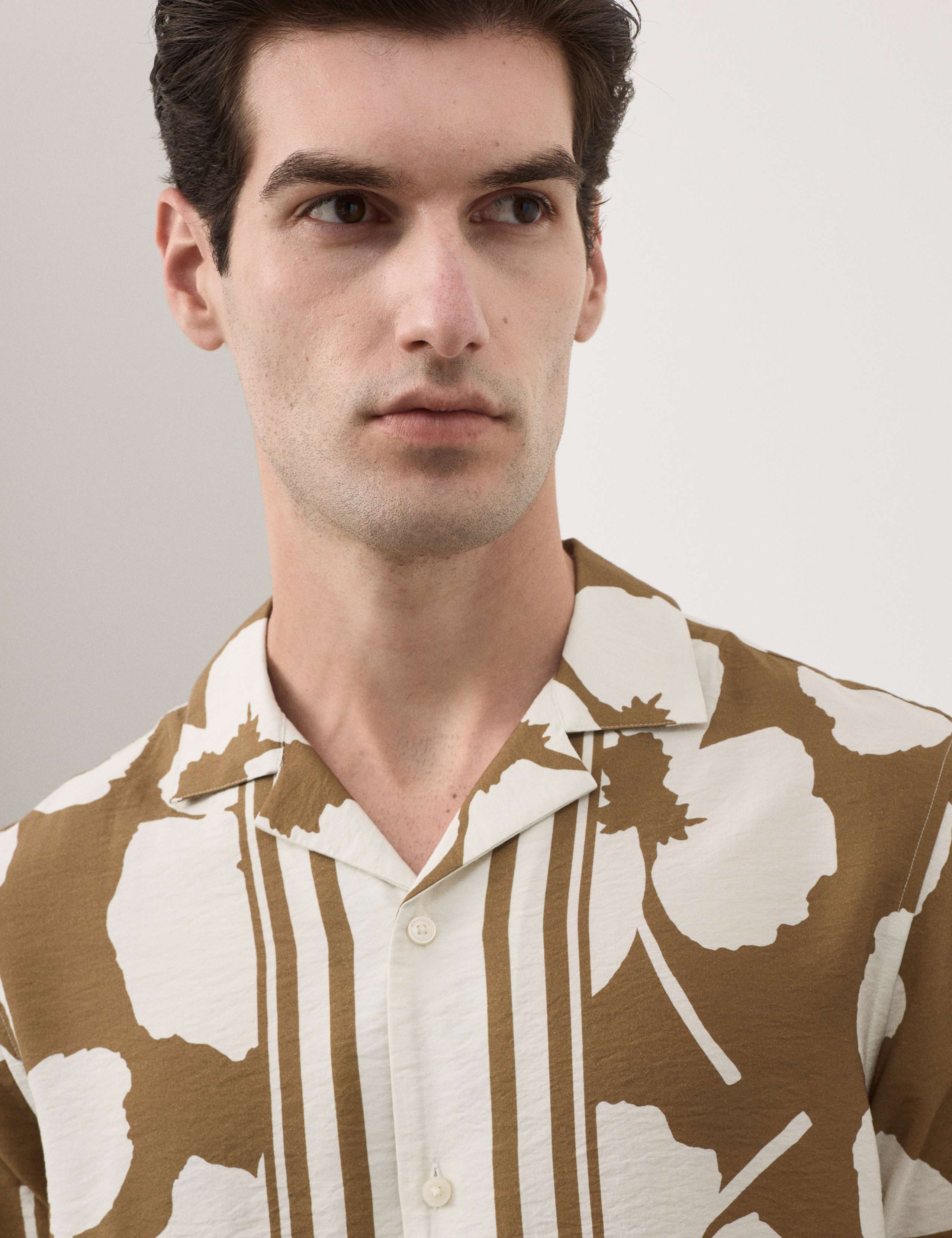 Floral Short Sleeve Shirt 7 of 7