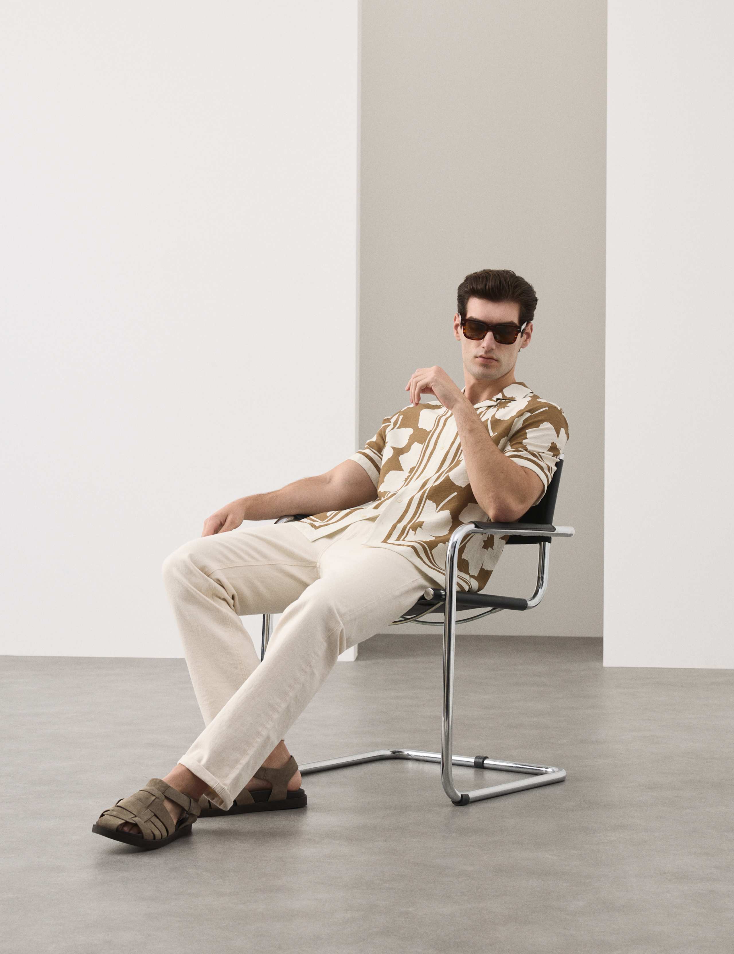 Floral Short Sleeve Shirt 6 of 7