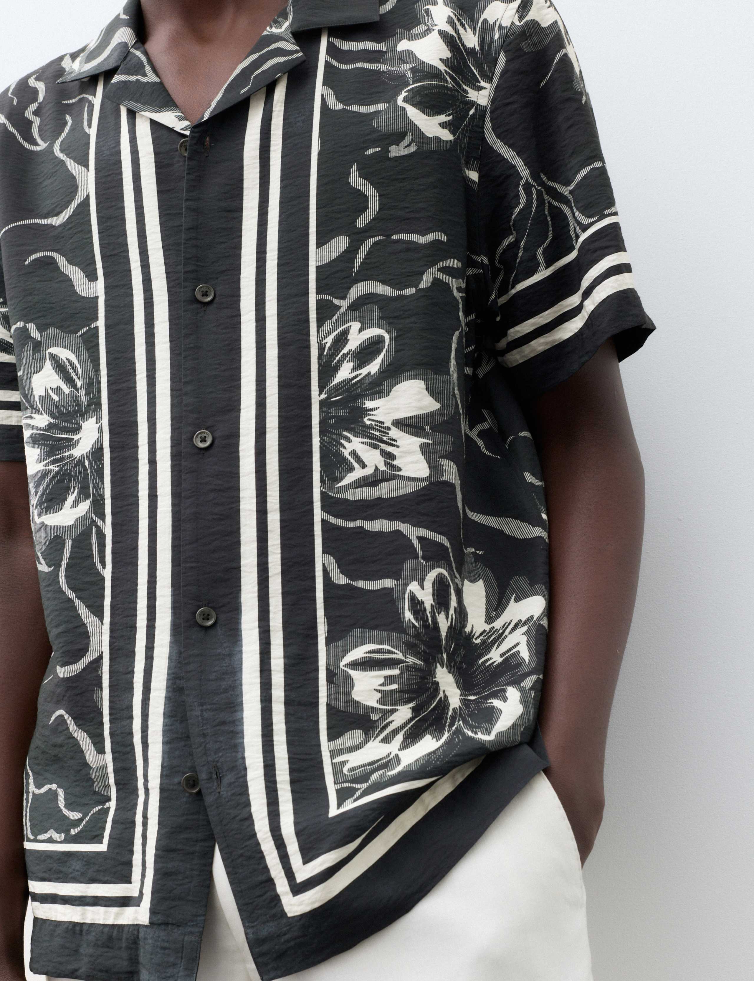 Floral Short Sleeve Shirt 6 of 7